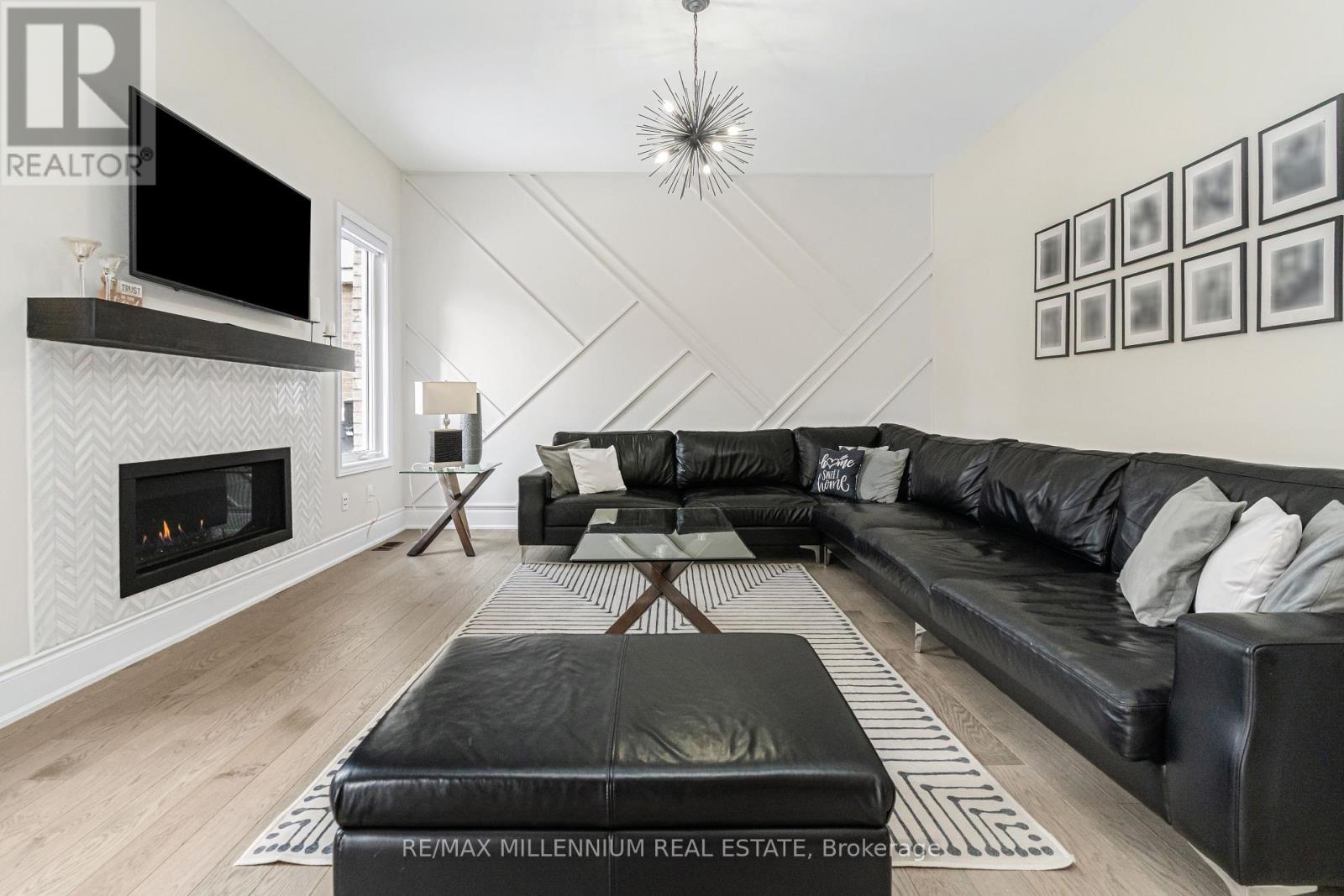 9 Moonstruck Street, Caledon, Ontario  L7C 4G3 - Photo 18 - W12711668