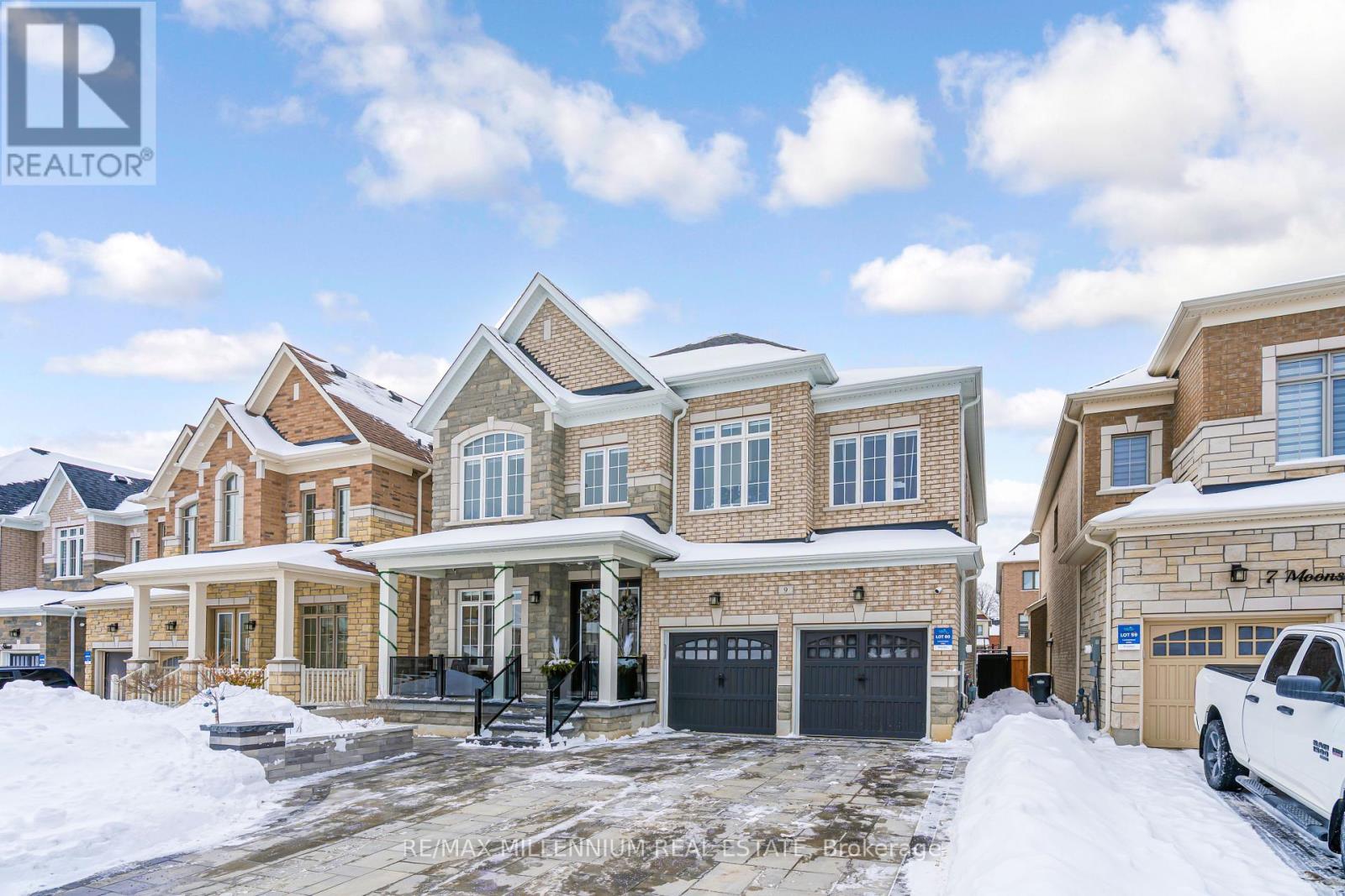 9 Moonstruck Street, Caledon, Ontario  L7C 4G3 - Photo 2 - W12711668