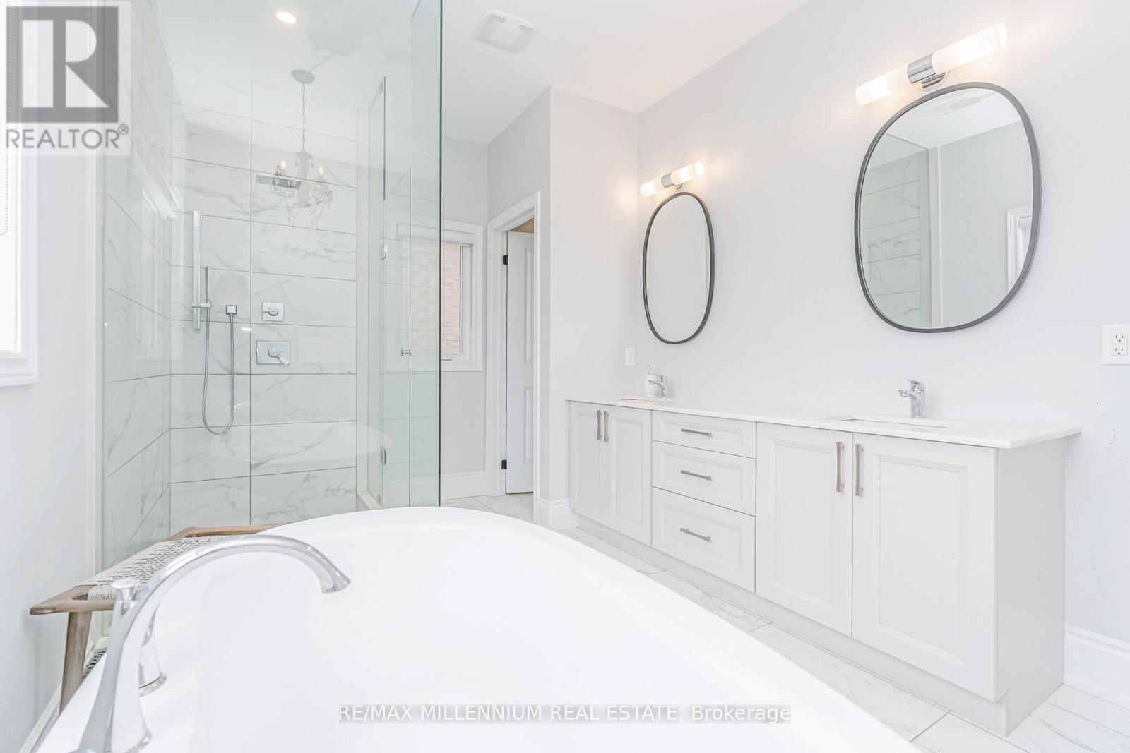 9 Moonstruck Street, Caledon, Ontario  L7C 4G3 - Photo 25 - W12711668