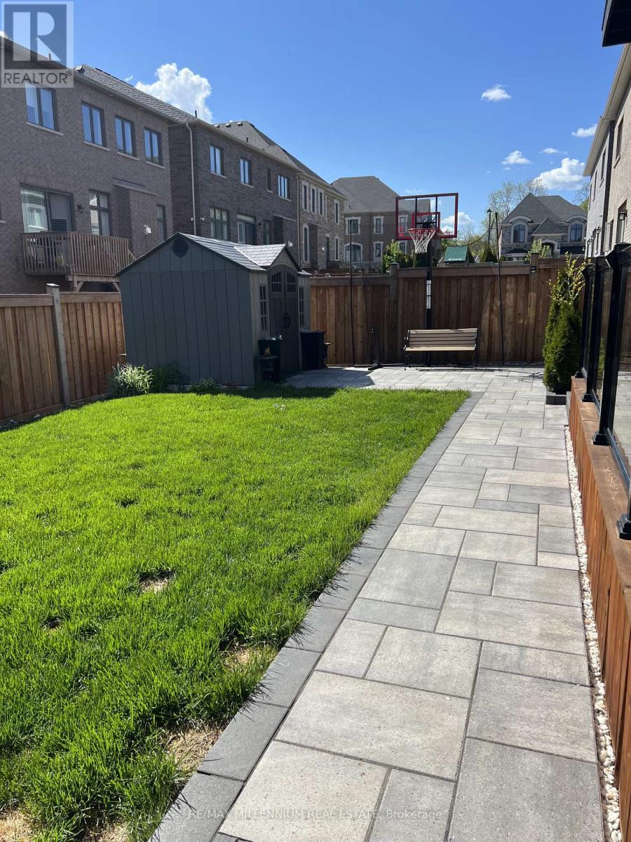 9 Moonstruck Street, Caledon, Ontario  L7C 4G3 - Photo 49 - W12711668