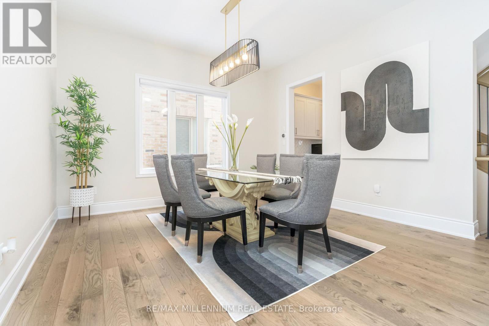 9 Moonstruck Street, Caledon, Ontario  L7C 4G3 - Photo 9 - W12711668