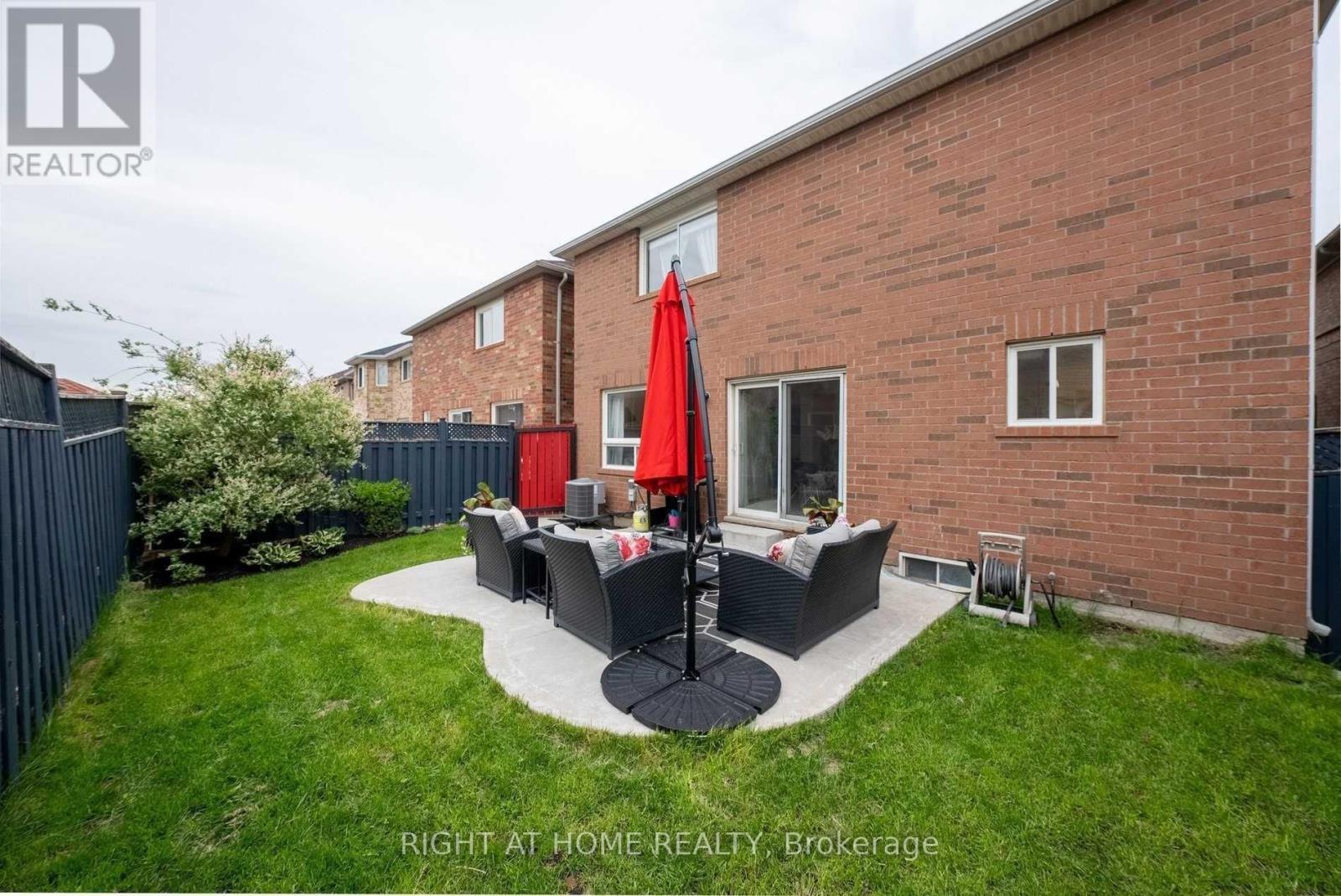 Upper - 58 Lockheed Crescent, Brampton, Ontario  L7A 3G4 - Photo 23 - W12711674