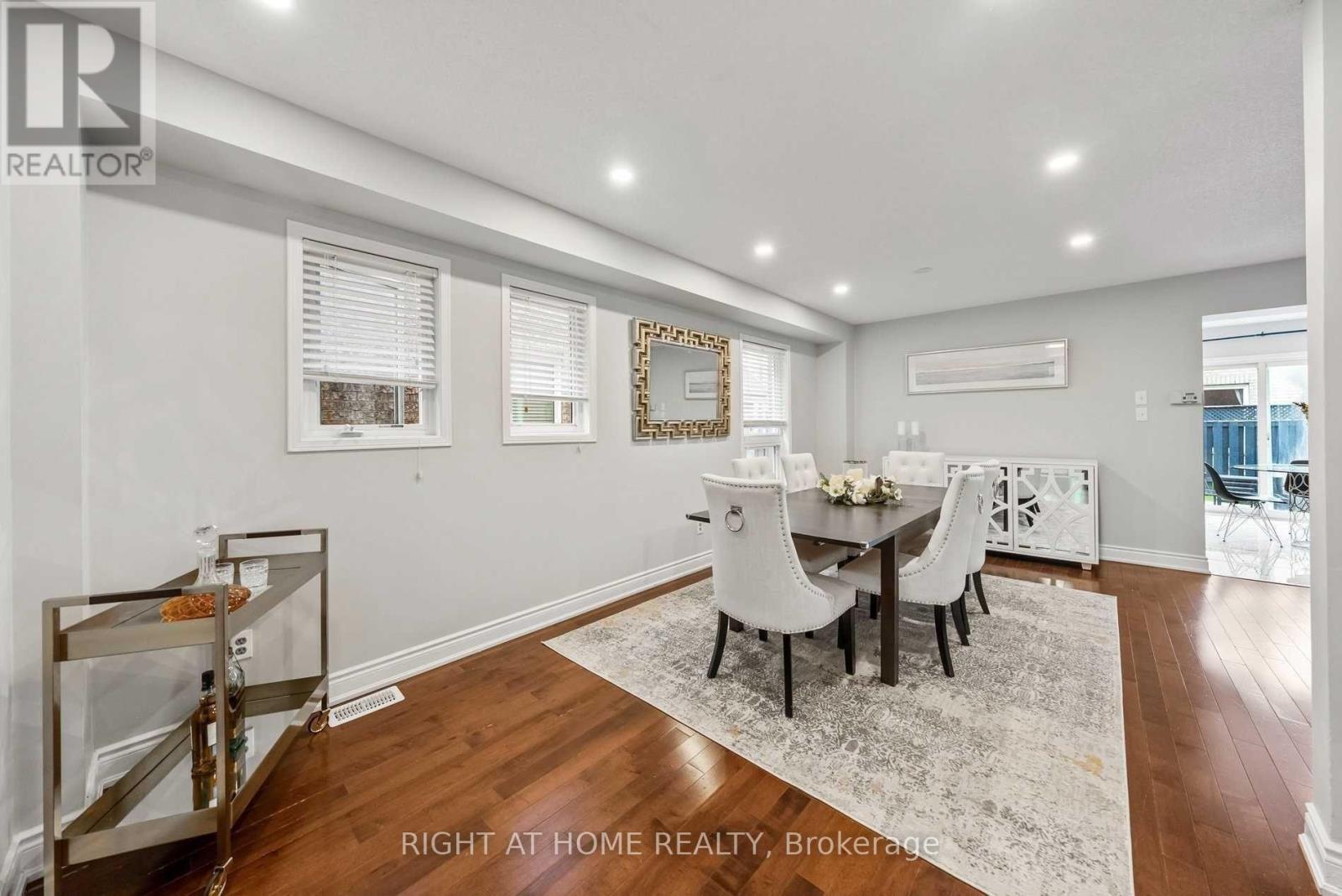 Upper - 58 Lockheed Crescent, Brampton, Ontario  L7A 3G4 - Photo 3 - W12711674