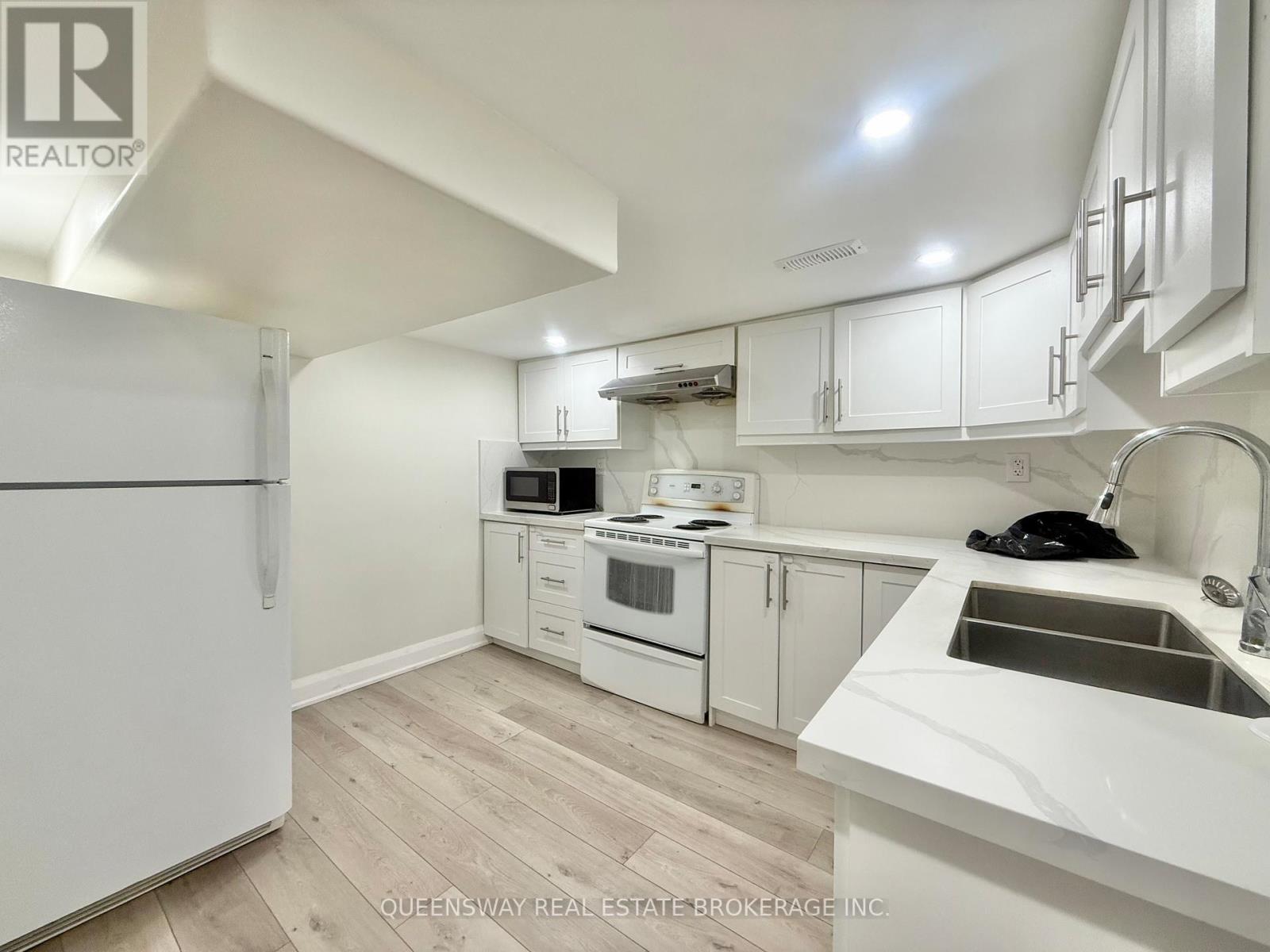 2 - 76 MALDIVES CRESCENT, Brampton, Ontario