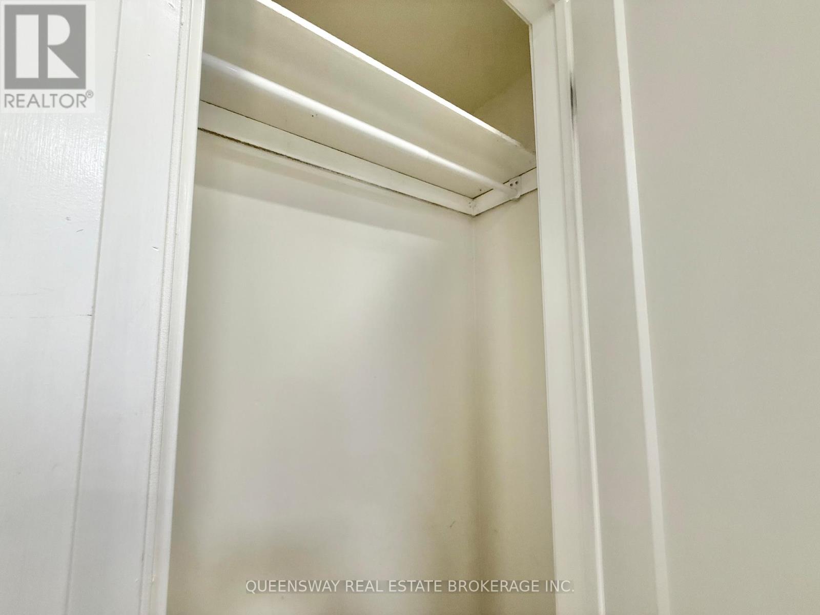 2 - 76 Maldives Crescent, Brampton, Ontario  L6P 1L1 - Photo 6 - W12711676