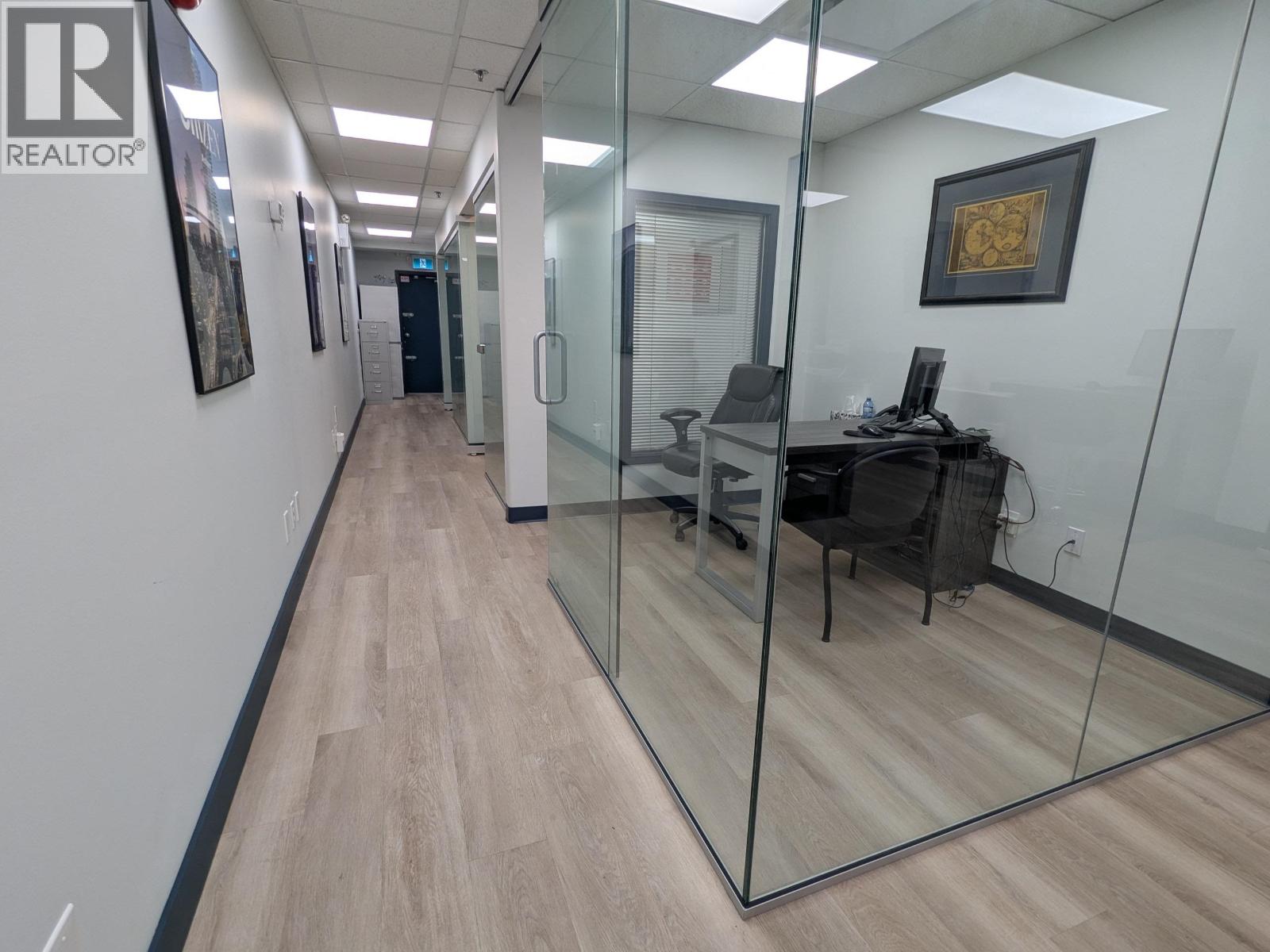 3173 Main Street, Vancouver, British Columbia  V5T 3G8 - Photo 2 - C8075275