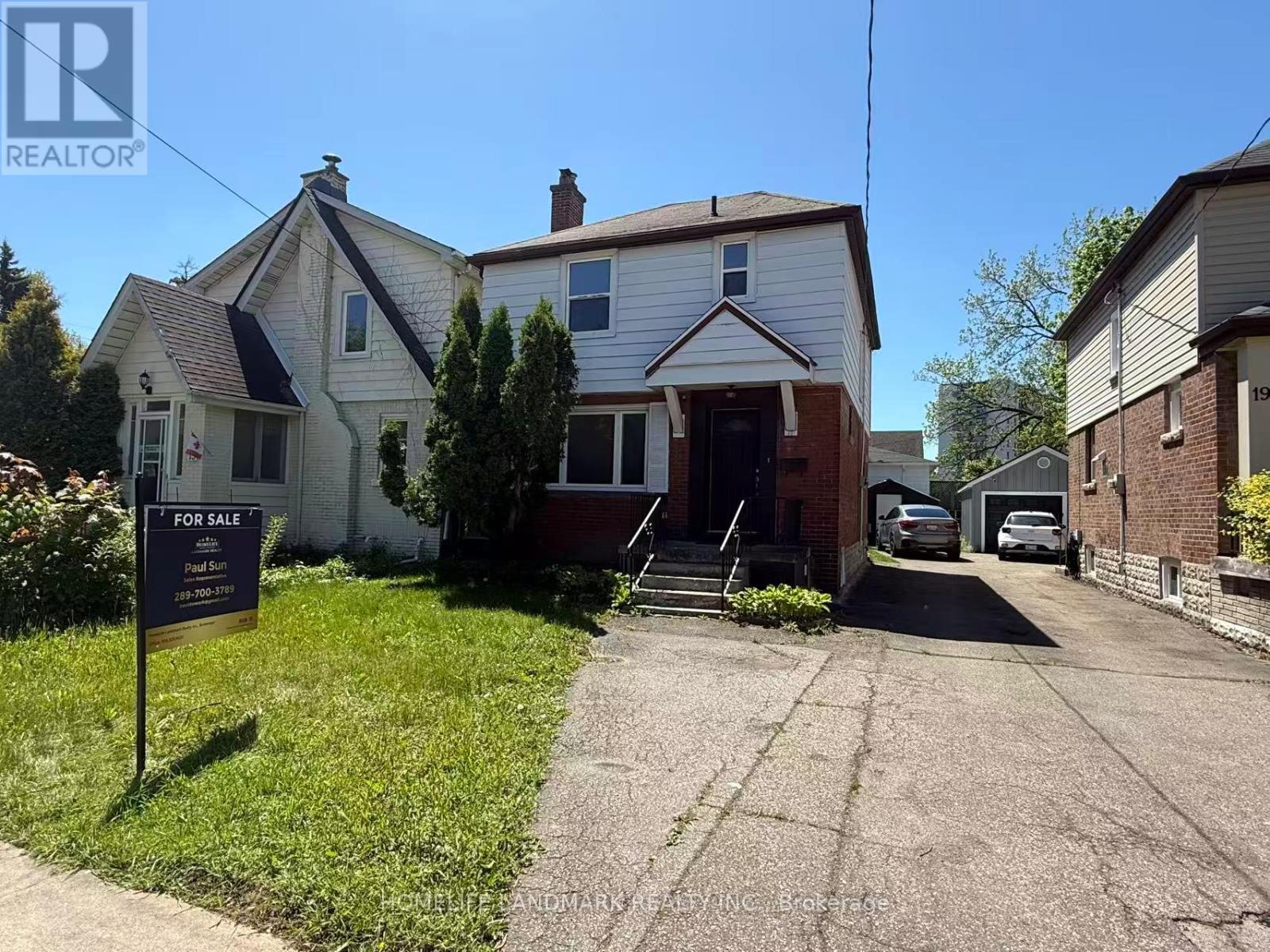 17 ARKELL STREET, Hamilton, Ontario