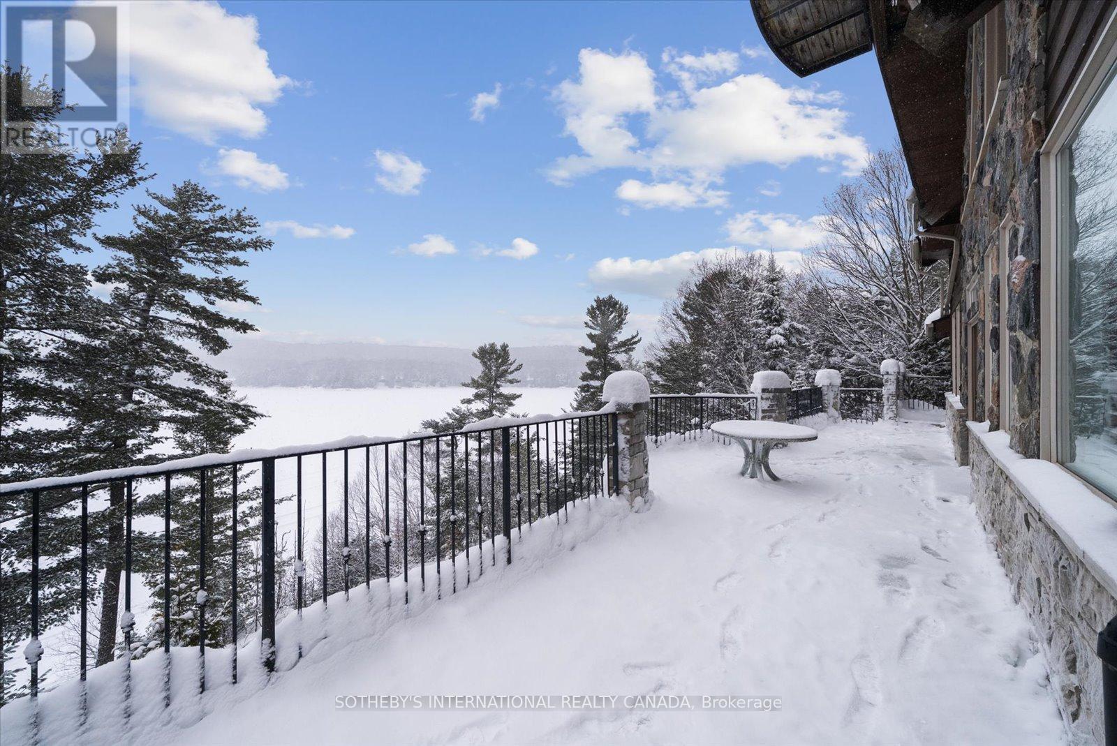 1307 Watts Road, Dysart Et Al, Ontario  K0M 1S0 - Photo 13 - X12711666