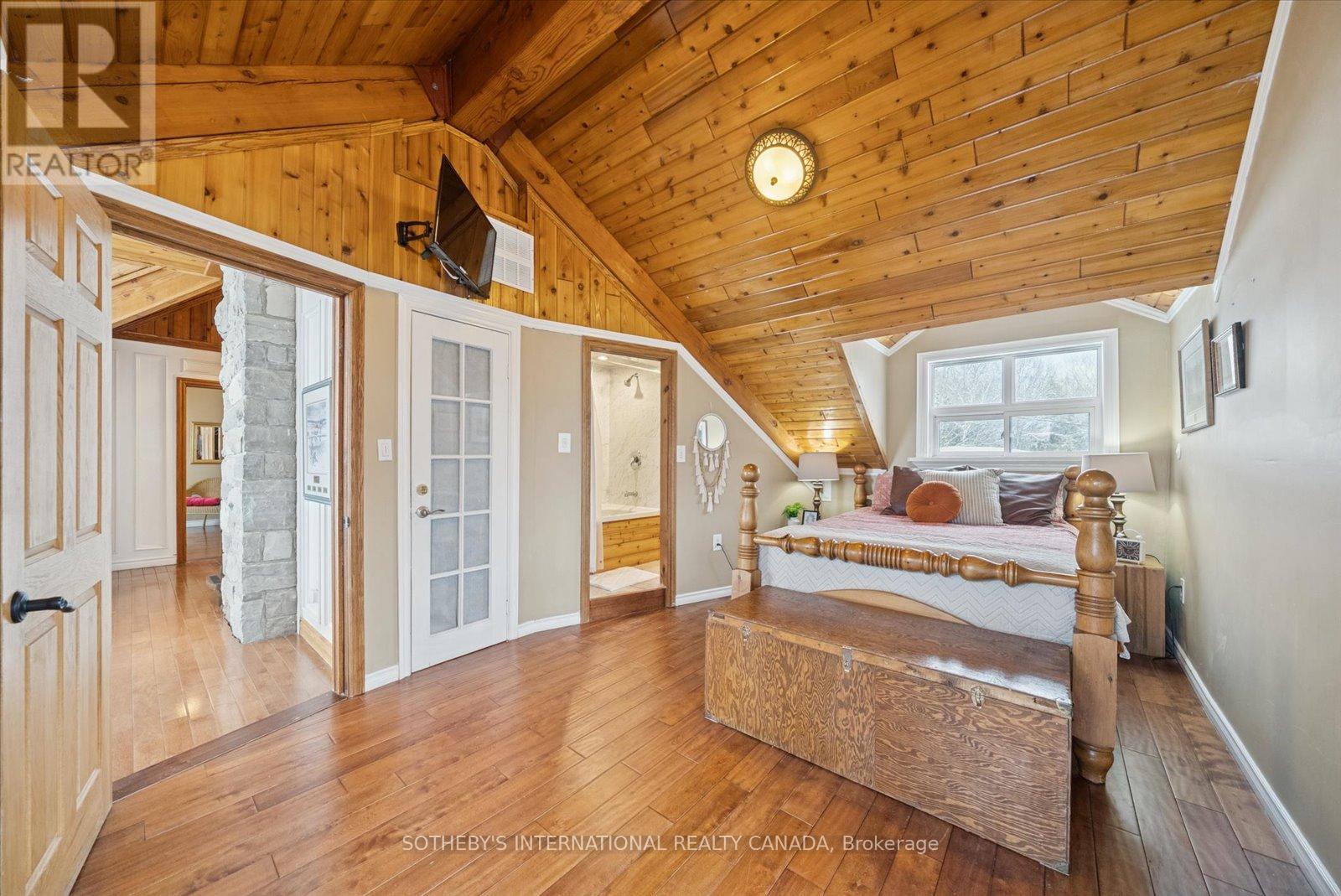 1307 Watts Road, Dysart Et Al, Ontario  K0M 1S0 - Photo 21 - X12711666