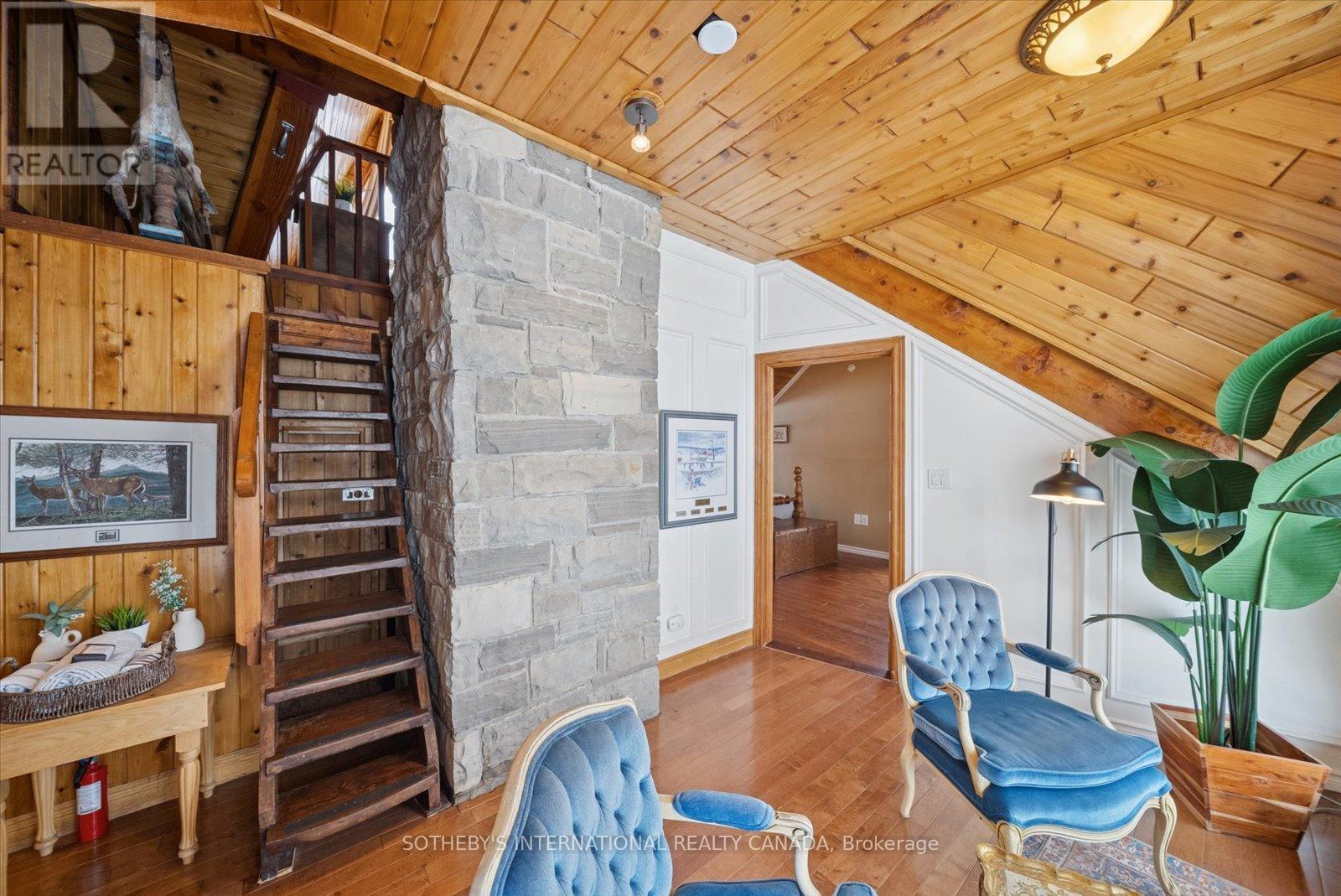 1307 Watts Road, Dysart Et Al, Ontario  K0M 1S0 - Photo 25 - X12711666