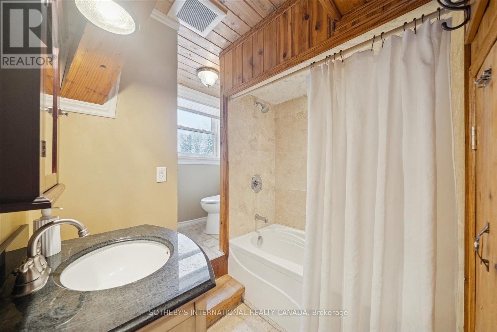 1307 Watts Road, Dysart Et Al, Ontario  K0M 1S0 - Photo 29 - X12711666