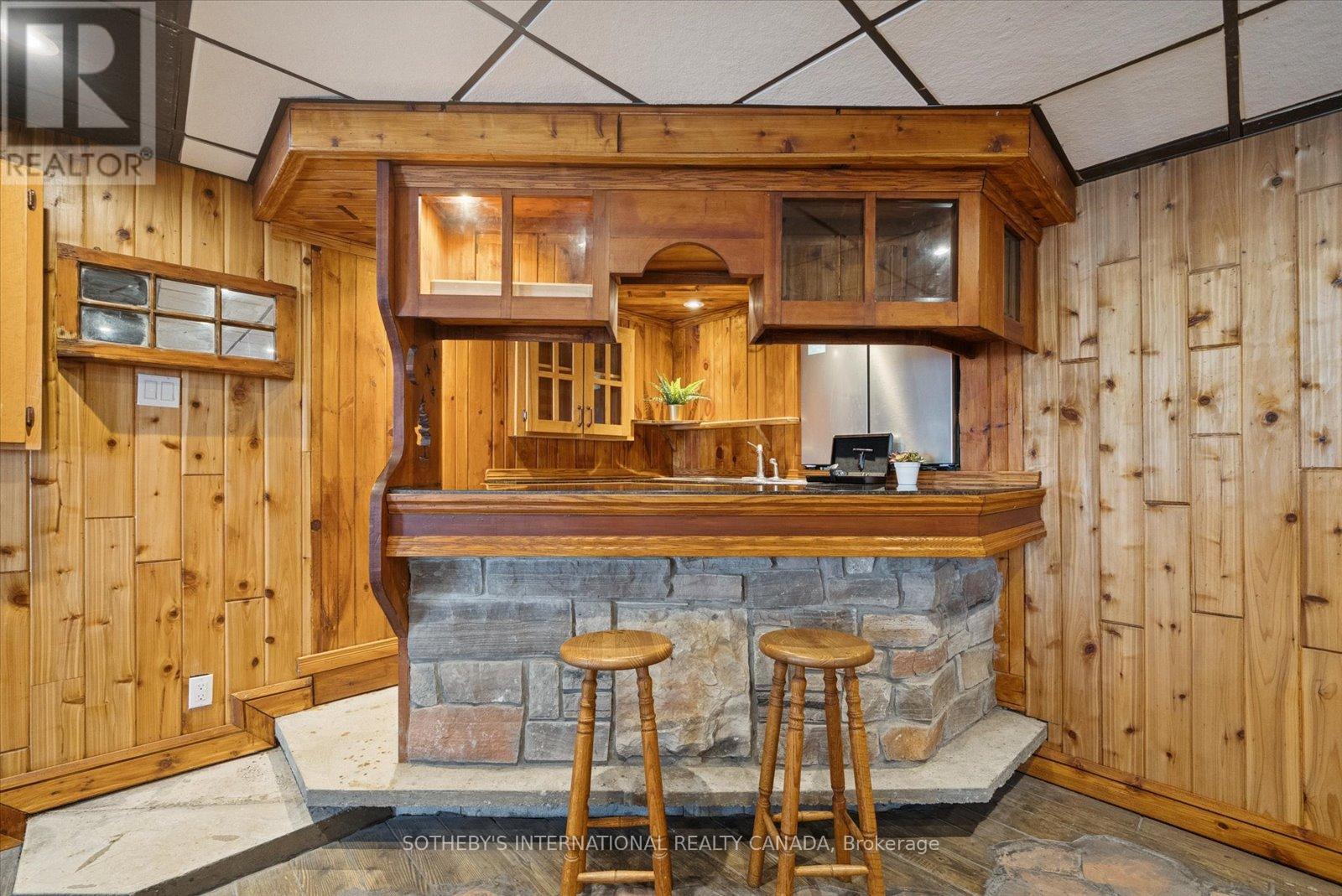 1307 Watts Road, Dysart Et Al, Ontario  K0M 1S0 - Photo 39 - X12711666