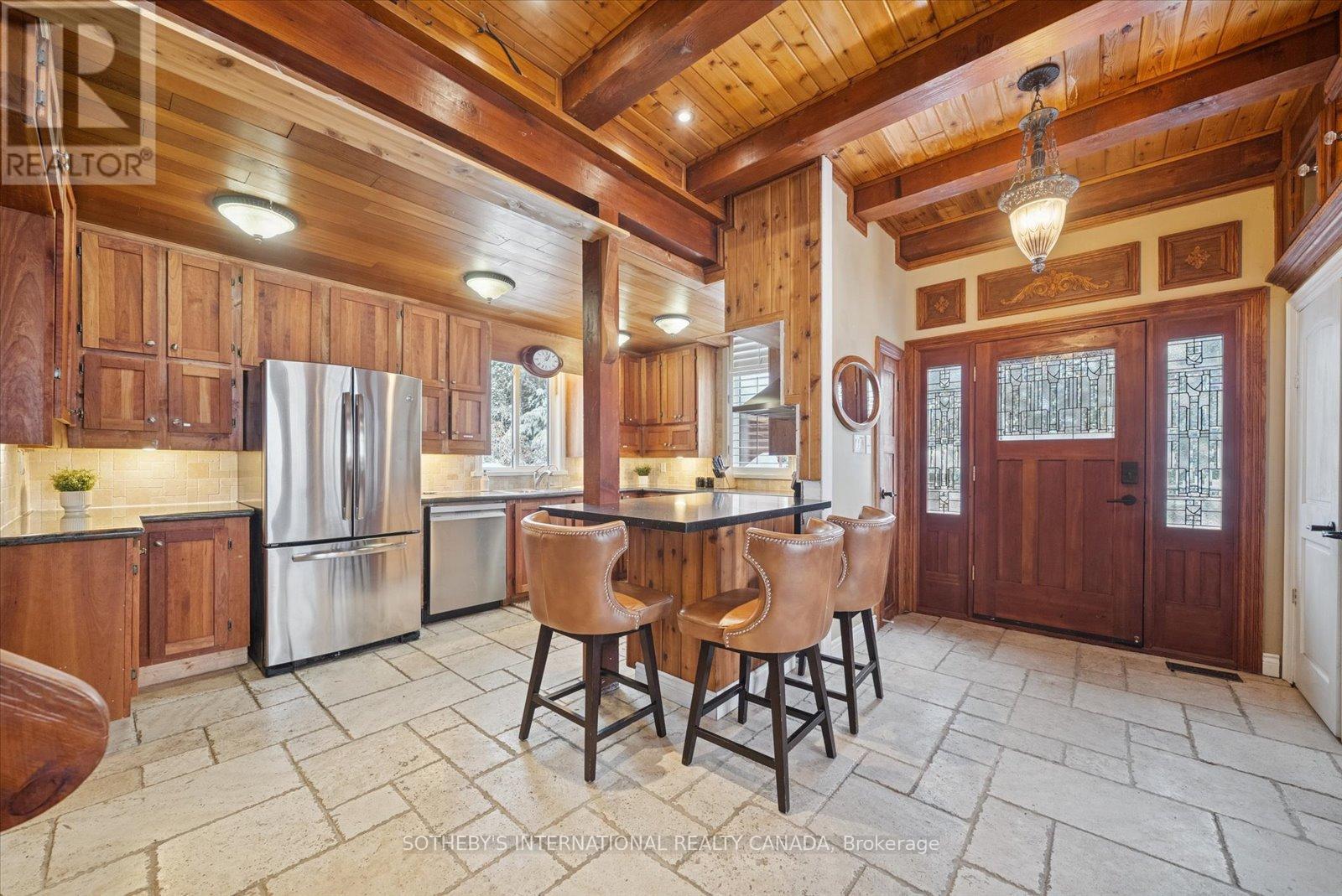 1307 Watts Road, Dysart Et Al, Ontario  K0M 1S0 - Photo 5 - X12711666