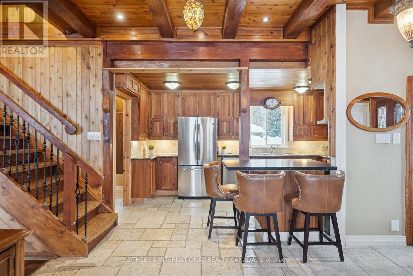 1307 Watts Road, Dysart Et Al, Ontario  K0M 1S0 - Photo 6 - X12711666