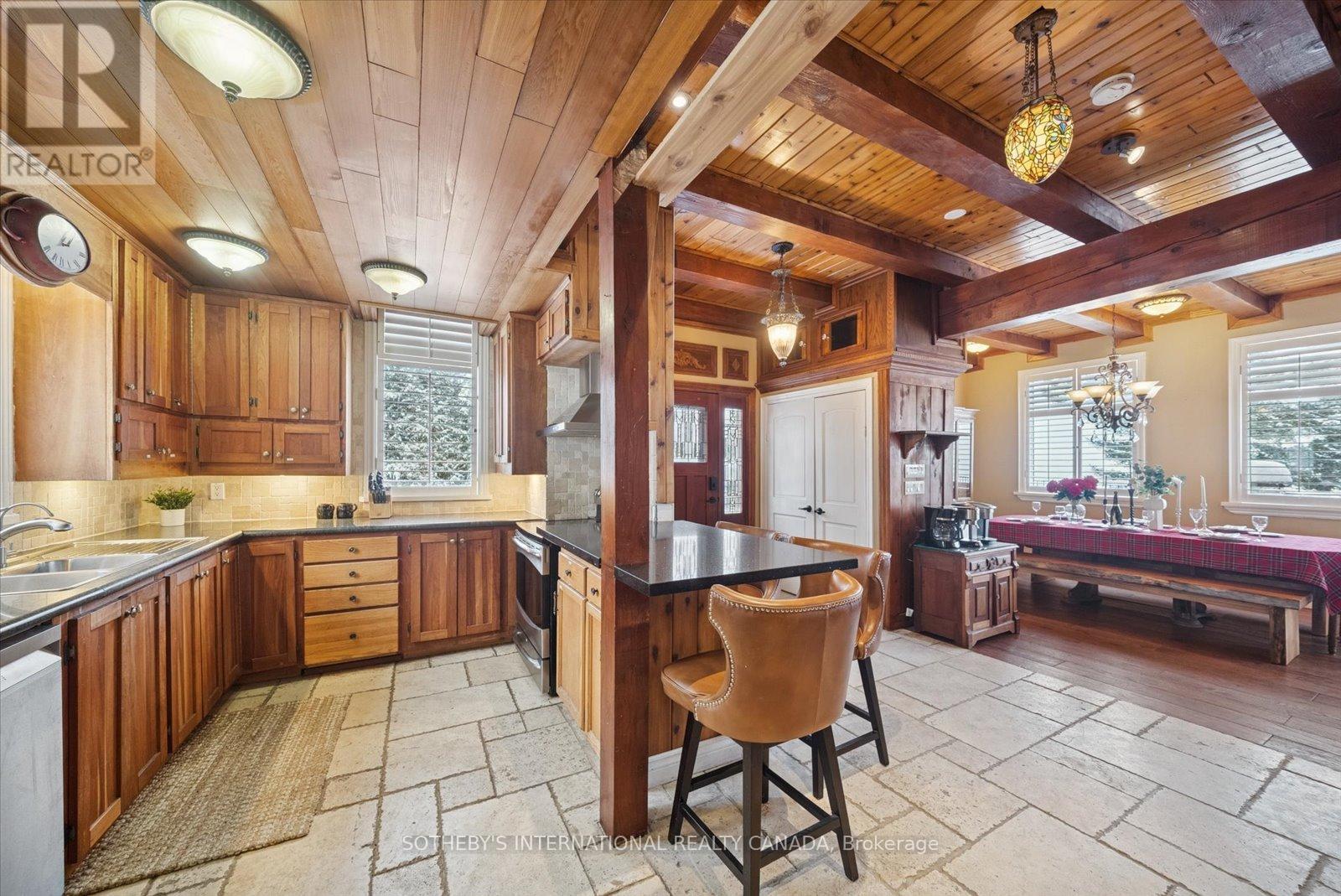 1307 Watts Road, Dysart Et Al, Ontario  K0M 1S0 - Photo 8 - X12711666