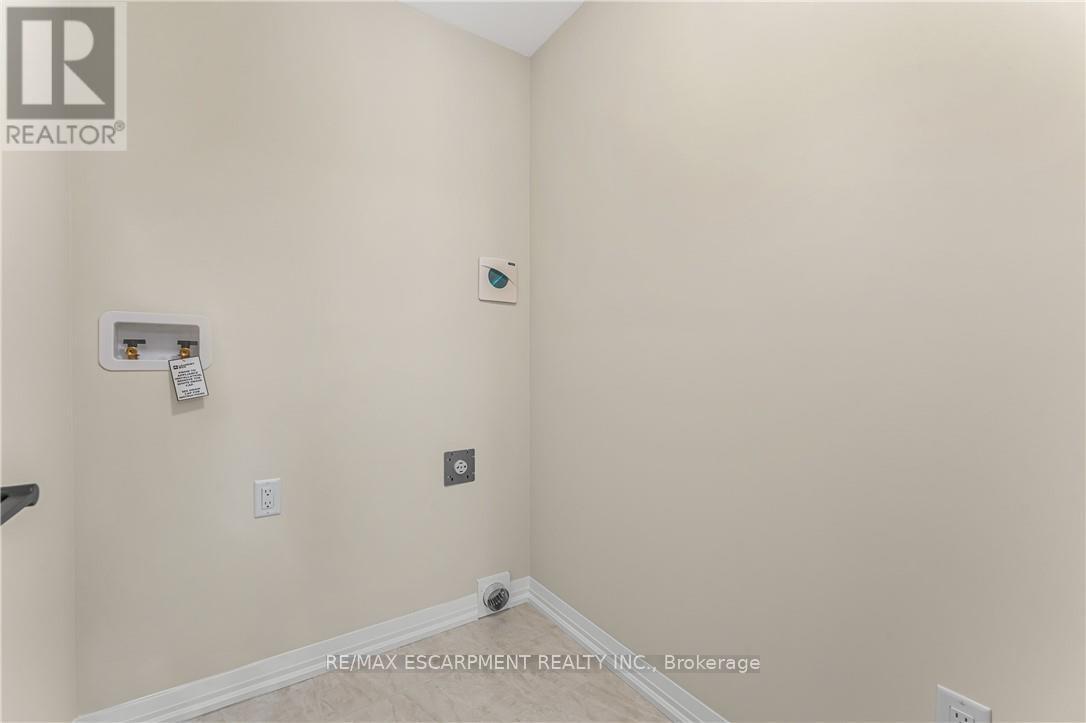 142 Willson Drive, Thorold, Ontario  L3B 0A1 - Photo 25 - X12711686