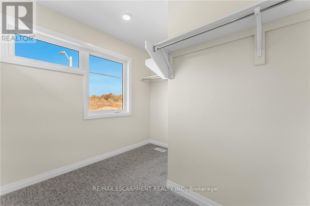 142 Willson Drive, Thorold, Ontario  L3B 0A1 - Photo 27 - X12711686