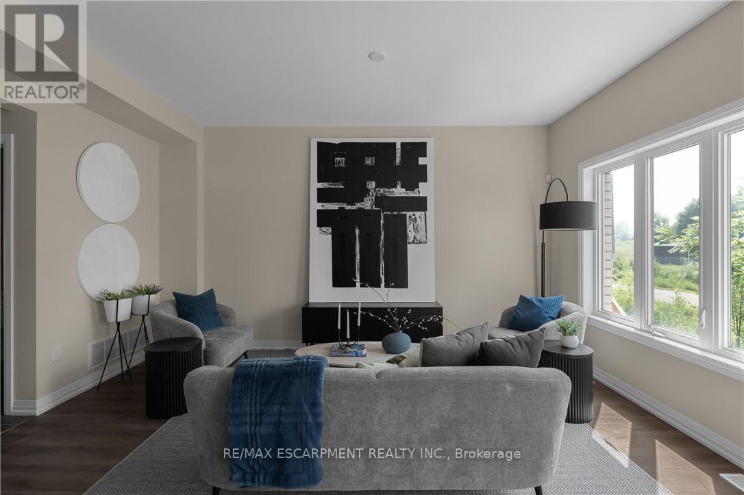 142 Willson Drive, Thorold, Ontario  L3B 0A1 - Photo 9 - X12711686