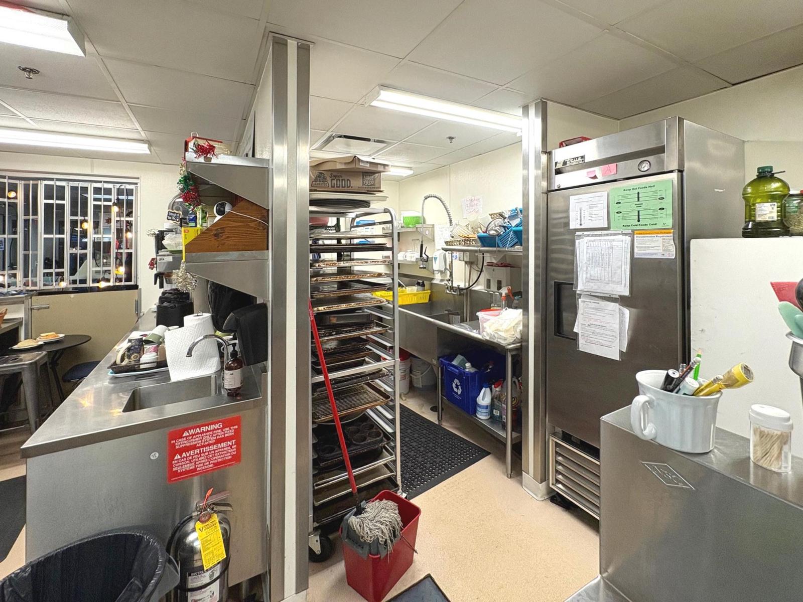 2 1475 Anderson Street, White Rock, British Columbia  V4B 0A8 - Photo 7 - C8075278