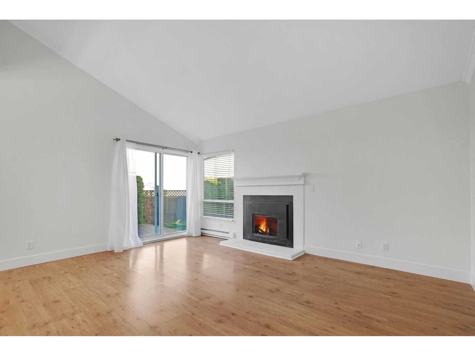 6012 W Greenside Drive, Surrey, British Columbia  V3S 5M8 - Photo 10 - R3080953