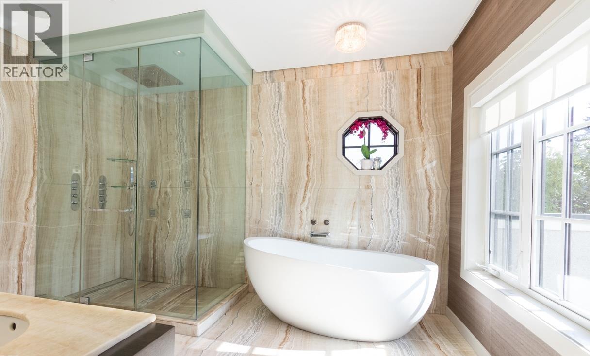 Listing Picture 13 of 29 : 1542 W 28TH AVENUE, Vancouver / 溫哥華 - 魯藝地產 Yvonne Lu Group - MLS Medallion Club Member