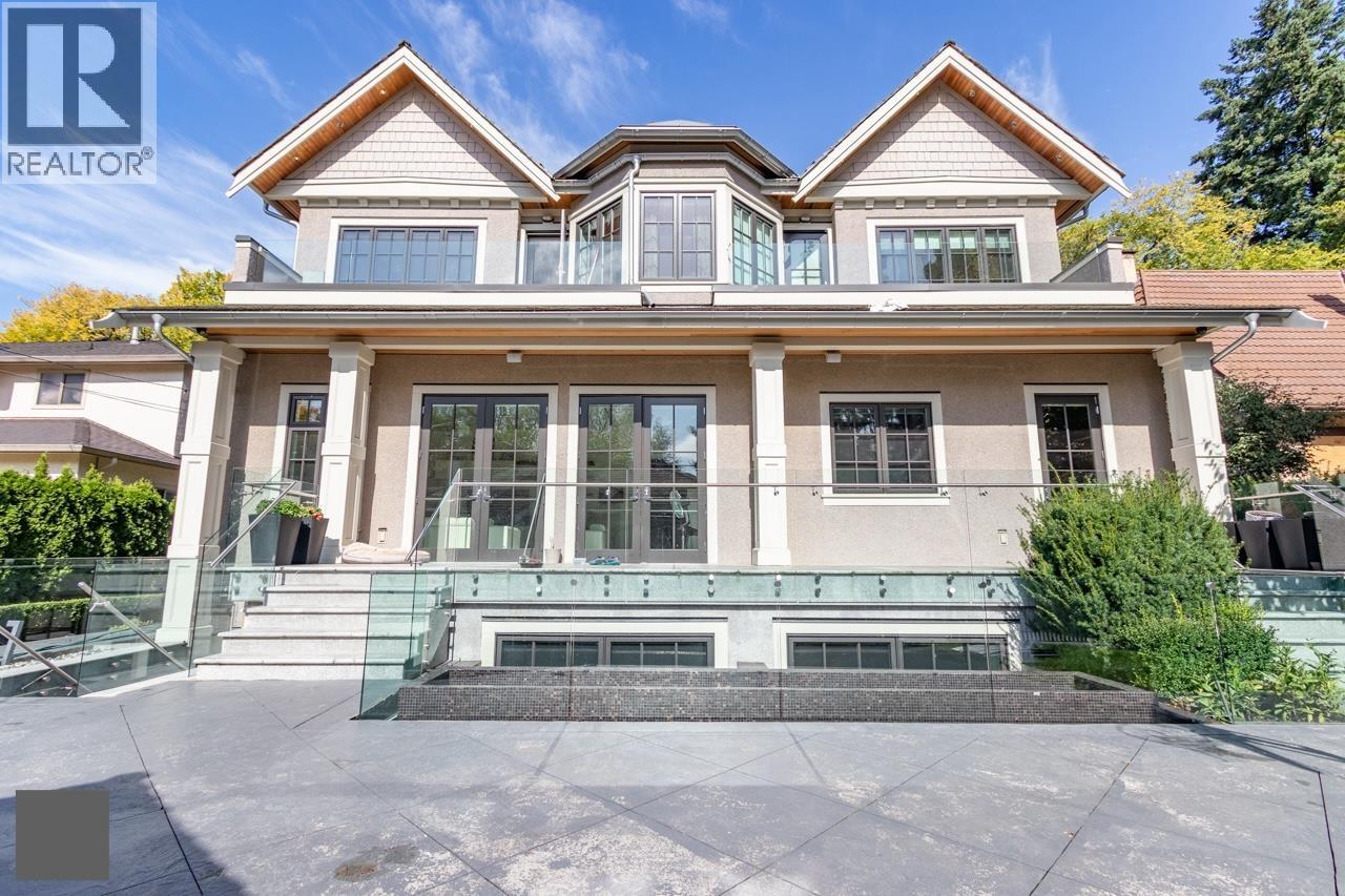 Listing Picture 27 of 29 : 1542 W 28TH AVENUE, Vancouver / 溫哥華 - 魯藝地產 Yvonne Lu Group - MLS Medallion Club Member