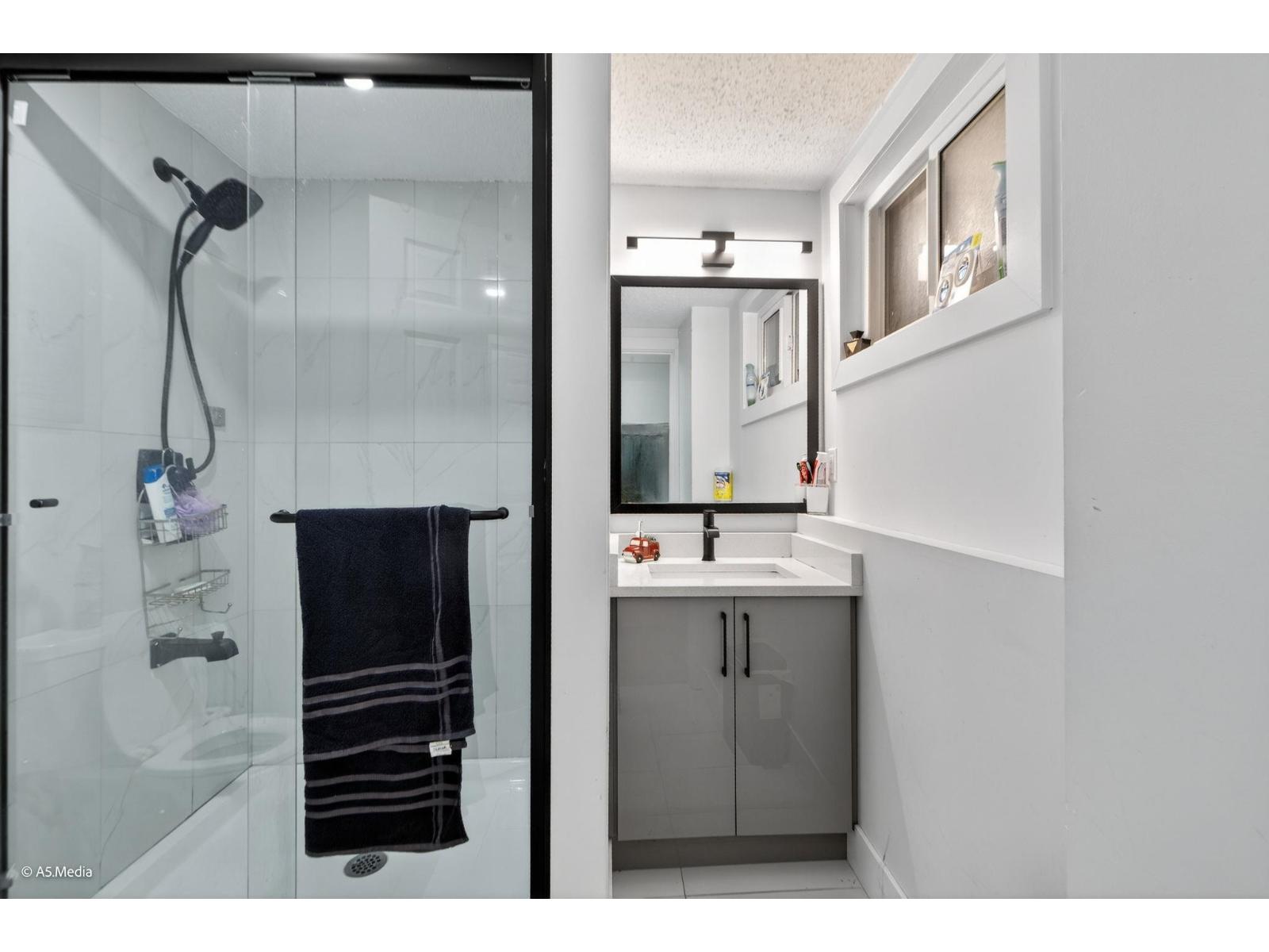 12235 80a Avenue, Surrey, British Columbia  V3W 7R8 - Photo 17 - R3080650