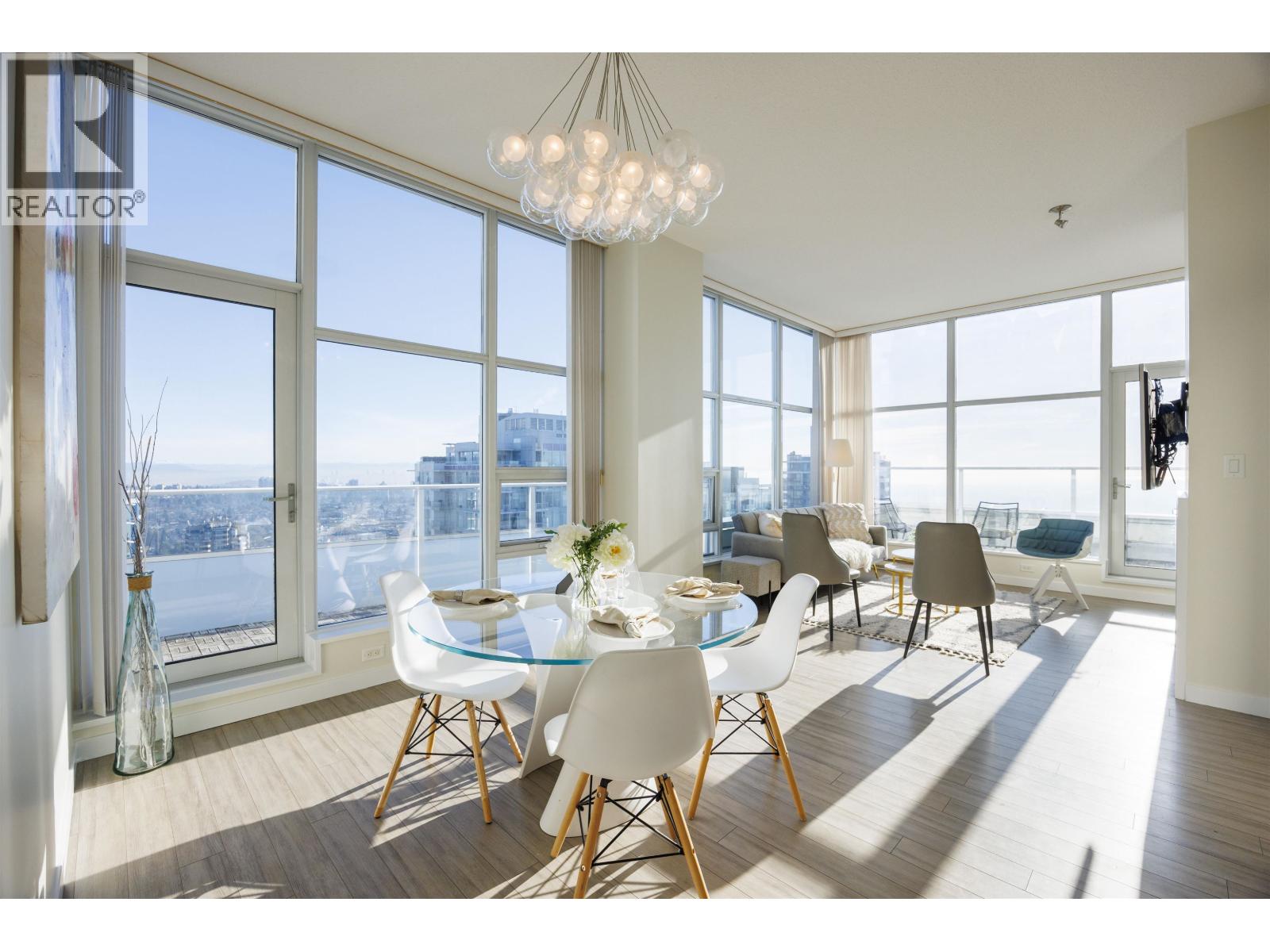 4203 4880 Bennett Street, Burnaby, British Columbia  V5H 0C1 - Photo 3 - R3081009