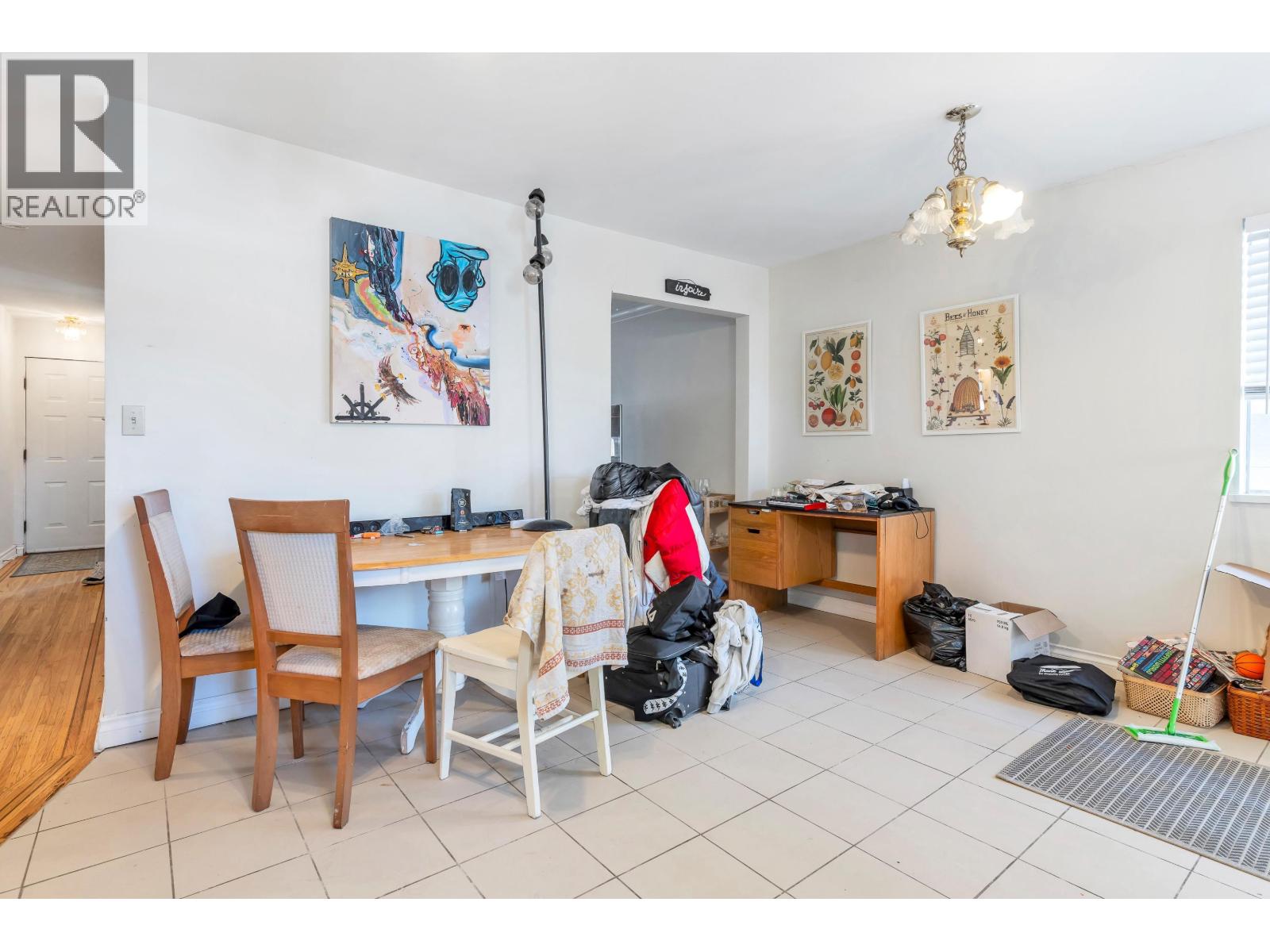 5755 Dumfries Street, Vancouver, British Columbia  V5P 3A7 - Photo 9 - R3079948