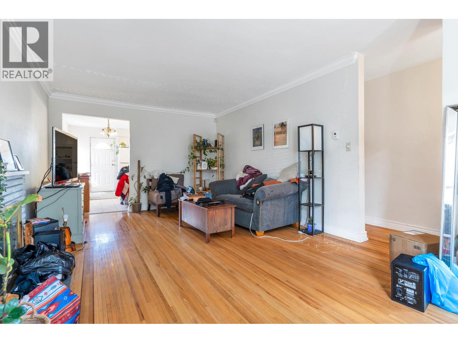 5755 Dumfries Street, Vancouver, British Columbia  V5P 3A7 - Photo 6 - R3079948