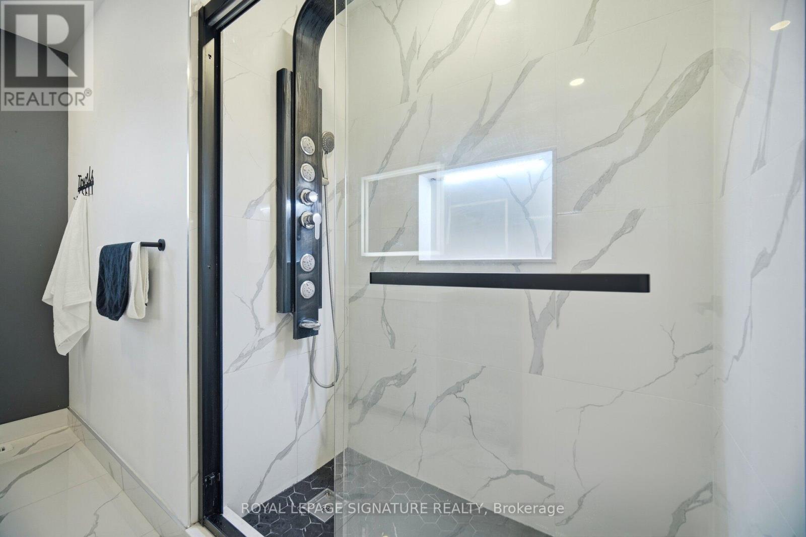 21 Palmolive Street, Brampton, Ontario  L6R 1P5 - Photo 22 - W12711274