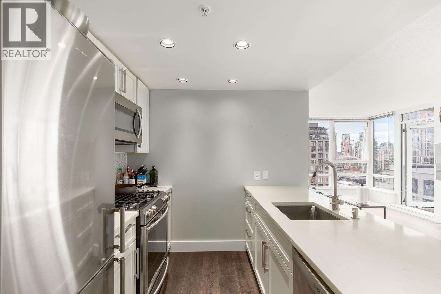 2710 928 Beatty Street, Vancouver, British Columbia  V6Z 3G6 - Photo 7 - R3081083