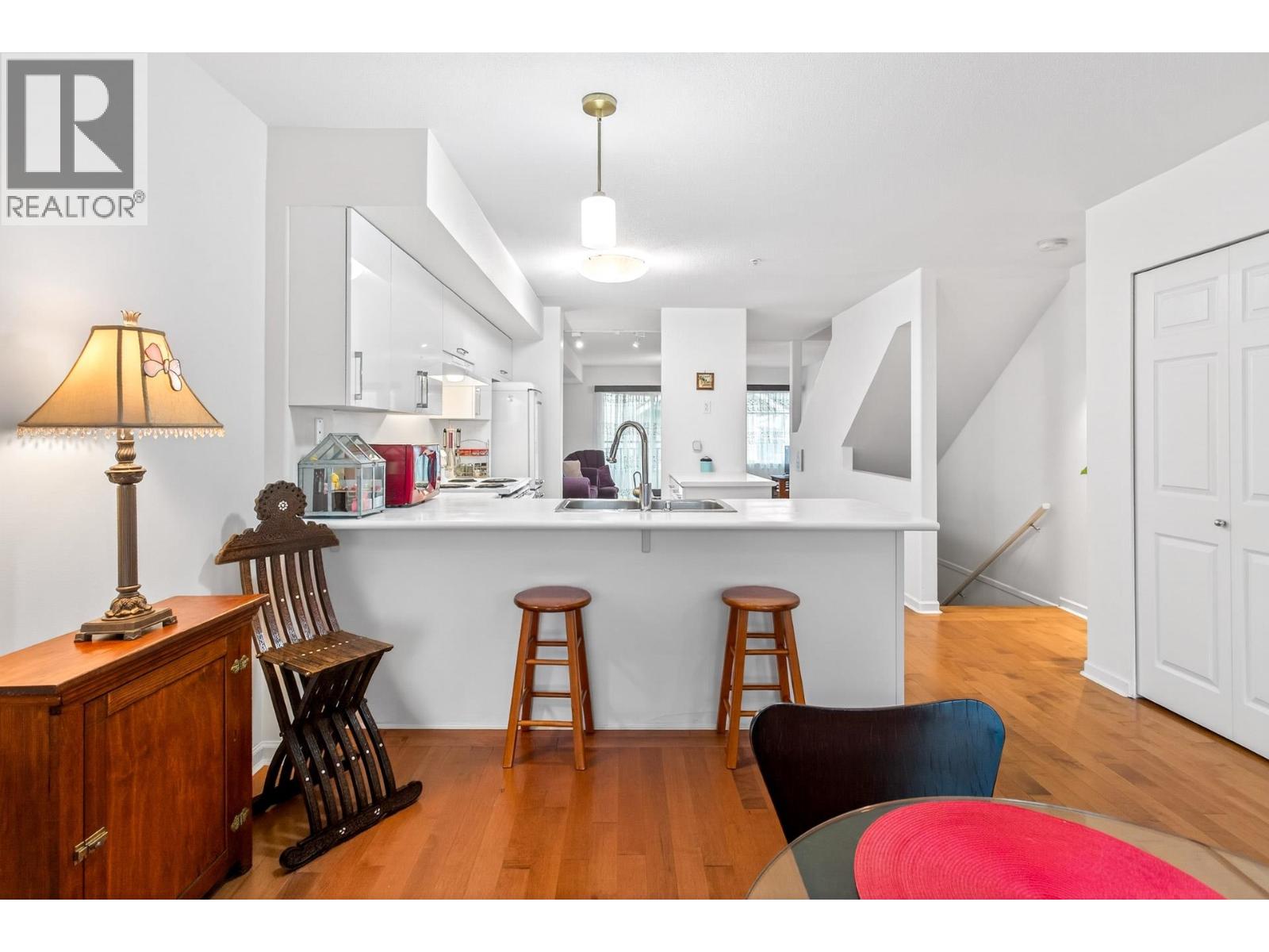 10 2927 Fremont Street, Port Coquitlam, British Columbia  V3B 7X8 - Photo 10 - R3081093