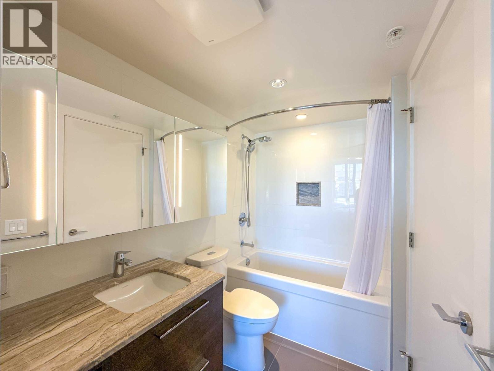 804 570 Emerson Street, Coquitlam, British Columbia  V3J 0G3 - Photo 13 - R3081116