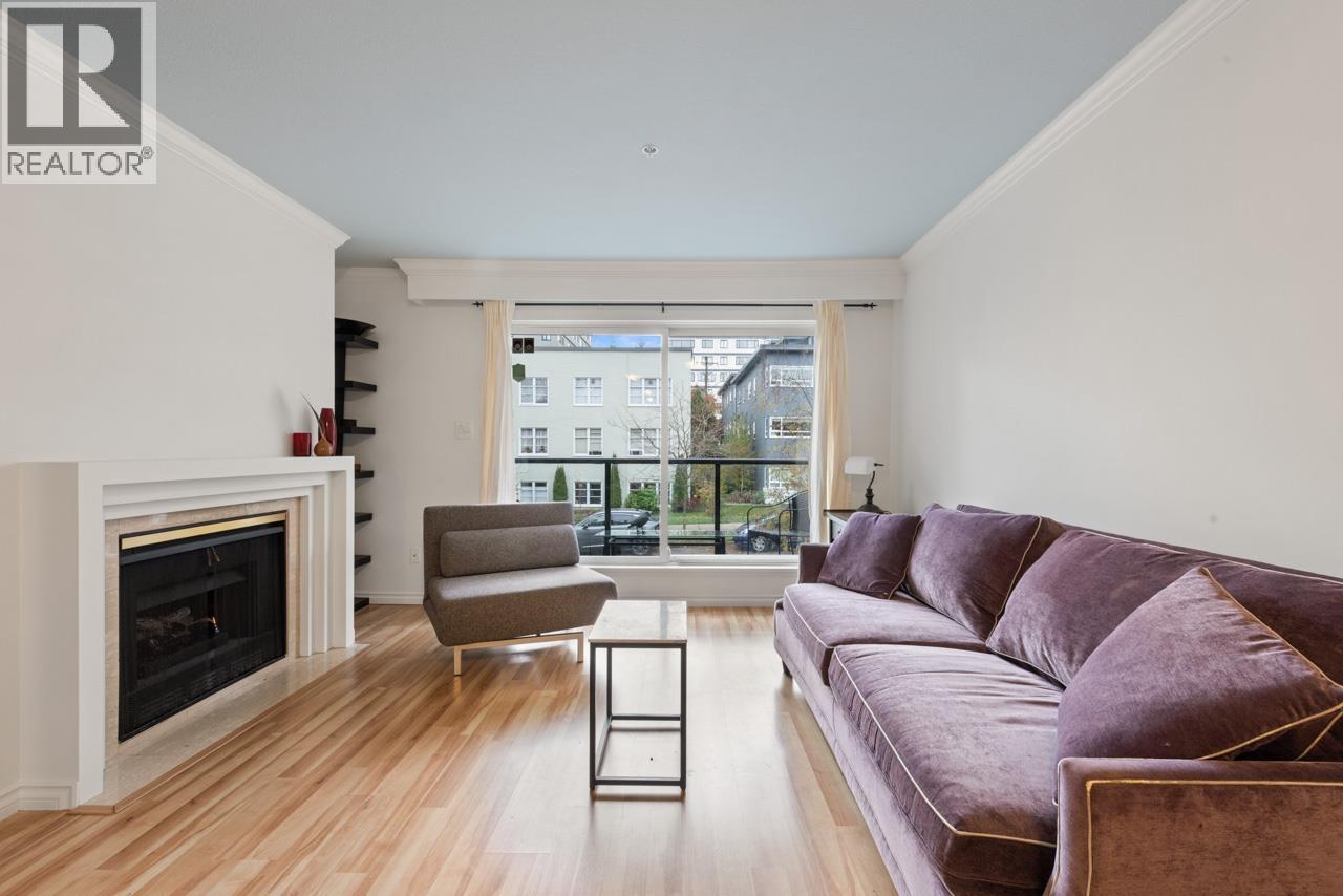 201 1554 Burnaby Street, Vancouver, British Columbia  V6G 1W9 - Photo 2 - R3081123