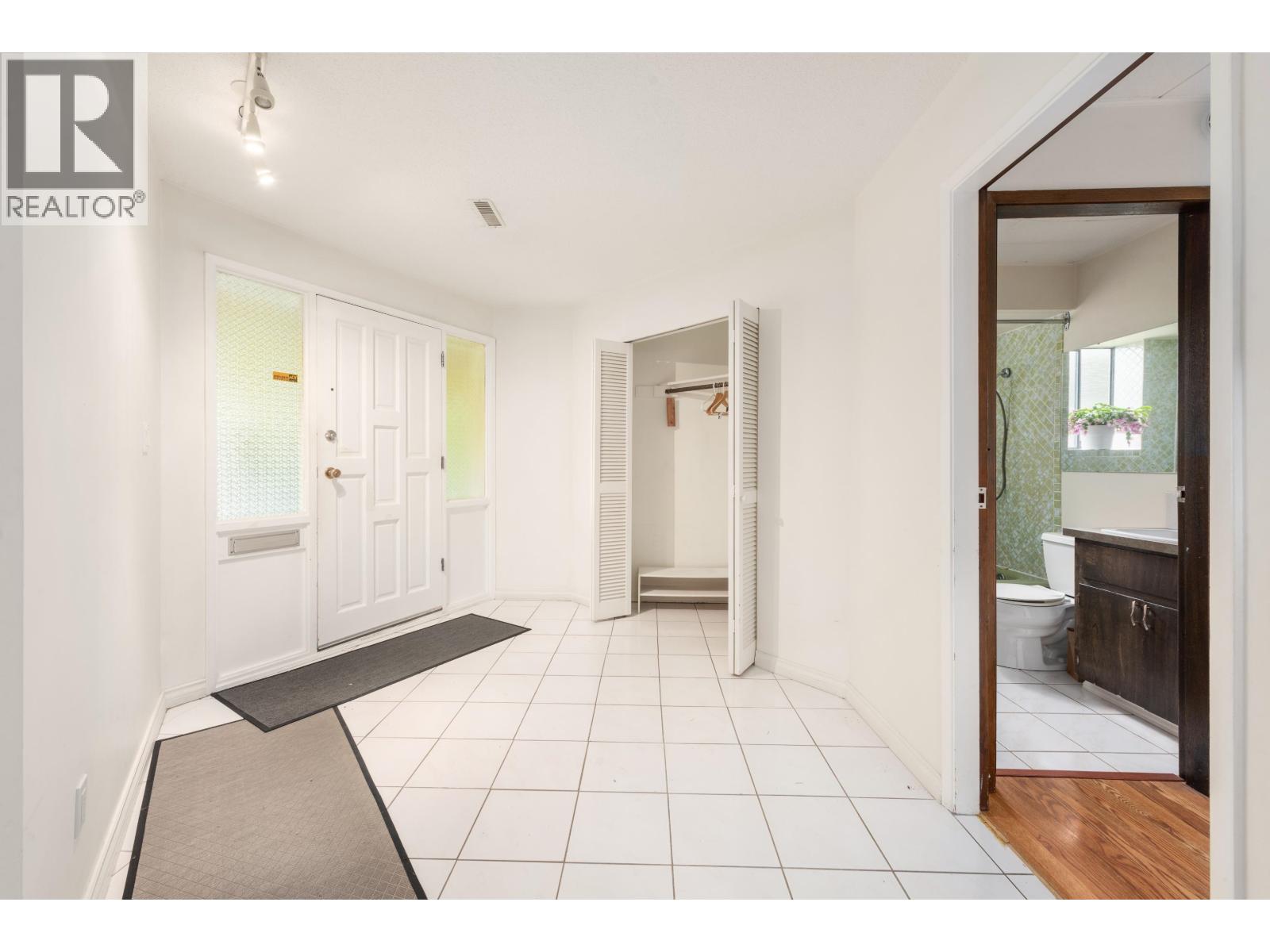 128 Finnigan Street, Coquitlam, British Columbia  V3K 5H9 - Photo 31 - R3081118