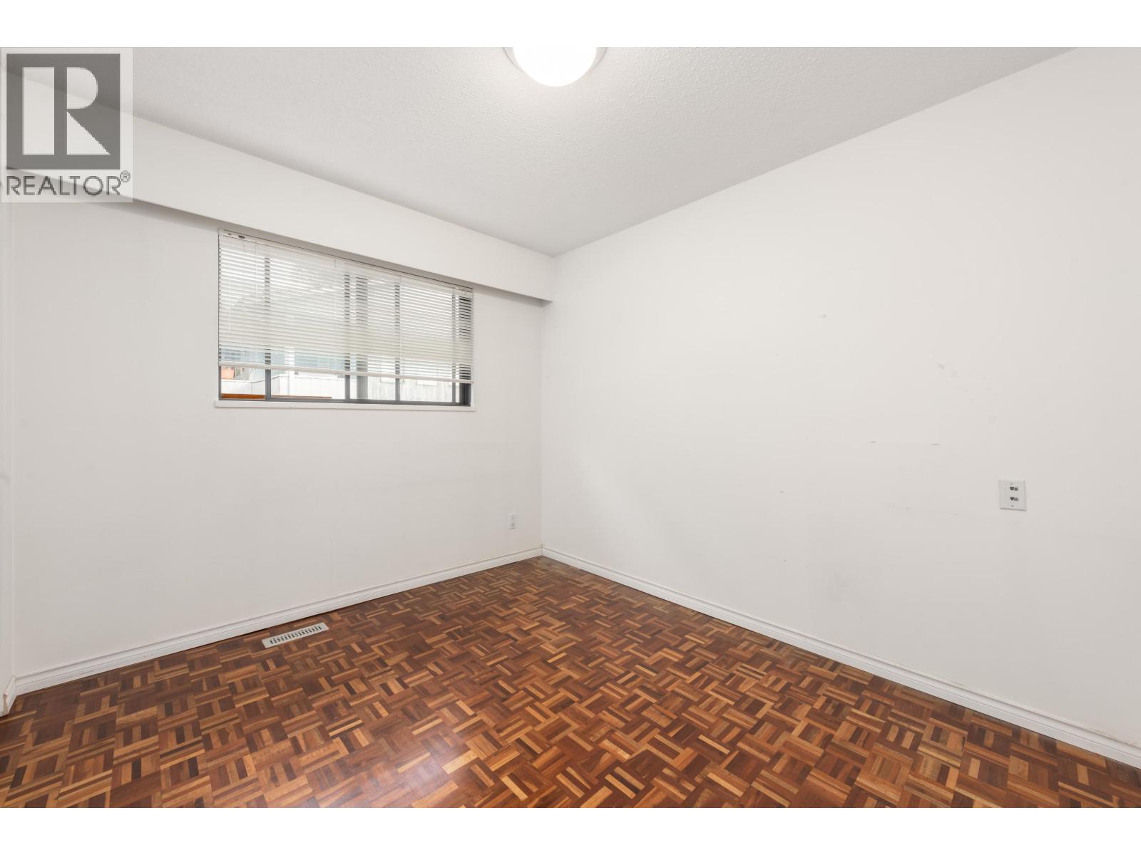 128 Finnigan Street, Coquitlam, British Columbia  V3K 5H9 - Photo 7 - R3081118