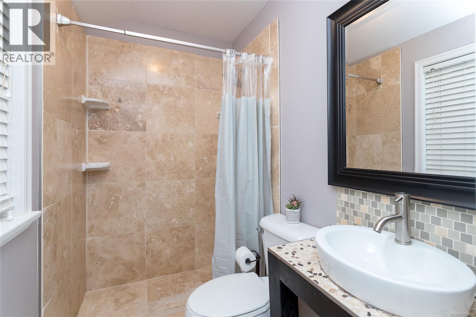 1208 Tatlow Rd, North Saanich, British Columbia  V8L 5P3 - Photo 22 - 1022494