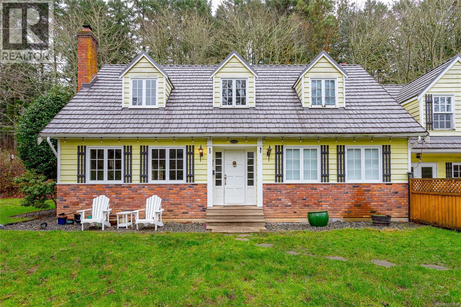 1208 Tatlow Rd, North Saanich, British Columbia  V8L 5P3 - Photo 6 - 1022494