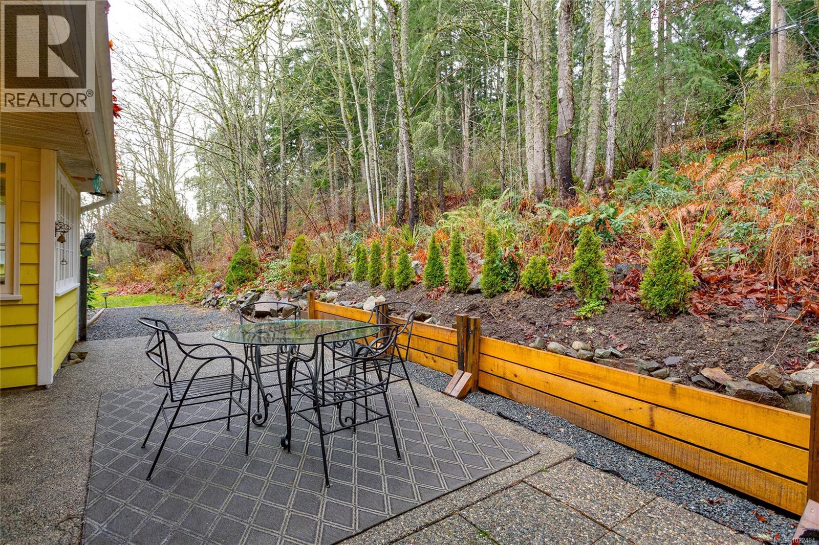 1208 Tatlow Rd, North Saanich, British Columbia  V8L 5P3 - Photo 46 - 1022494