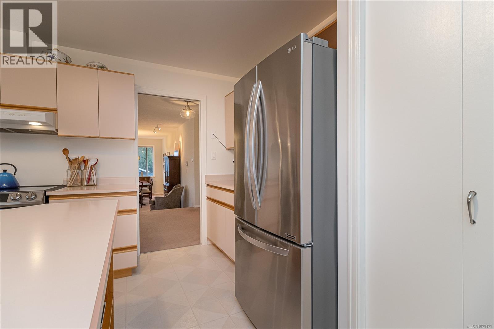 875 Clarke Rd, Central Saanich, British Columbia  V8M 2G1 - Photo 13 - 1023123