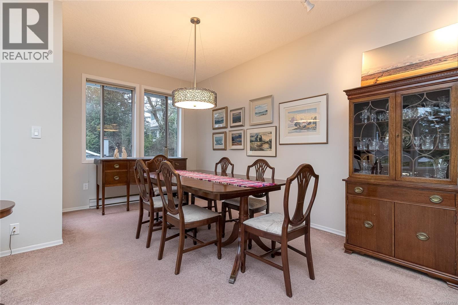 875 Clarke Rd, Central Saanich, British Columbia  V8M 2G1 - Photo 8 - 1023123