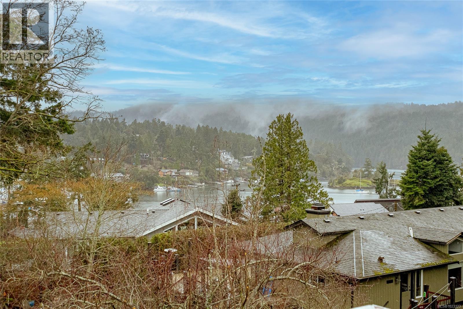 875 Clarke Rd, Central Saanich, British Columbia  V8M 2G1 - Photo 41 - 1023123