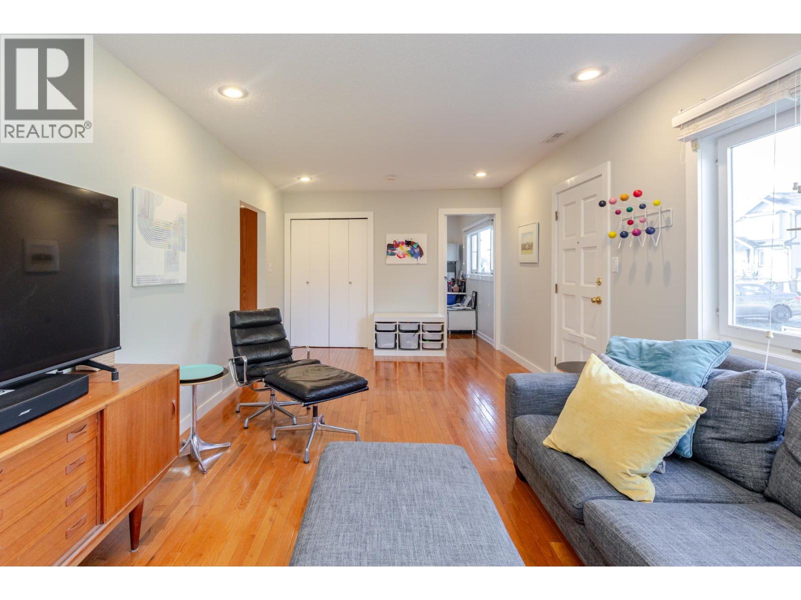 3454 Liverpool Street, Port Coquitlam, British Columbia  V3B 3W1 - Photo 5 - R3081005