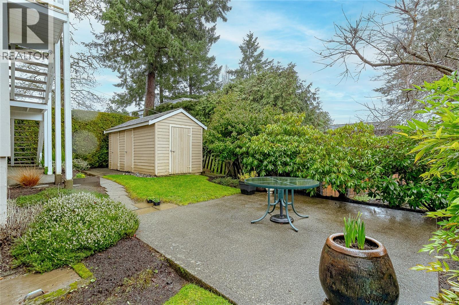 875 Clarke Rd, Central Saanich, British Columbia  V8M 2G1 - Photo 39 - 1023123