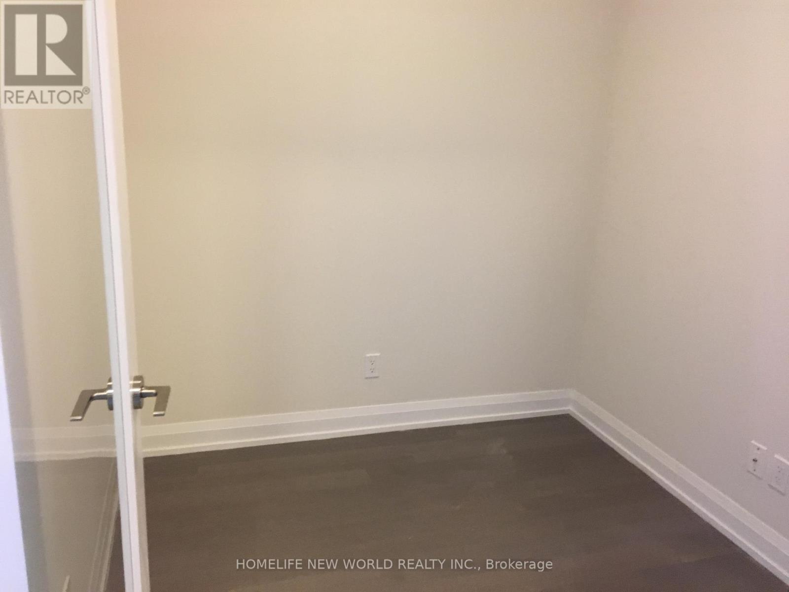 717 - 25 Water Walk Drive, Markham, Ontario  L6G 0G3 - Photo 6 - N12711720