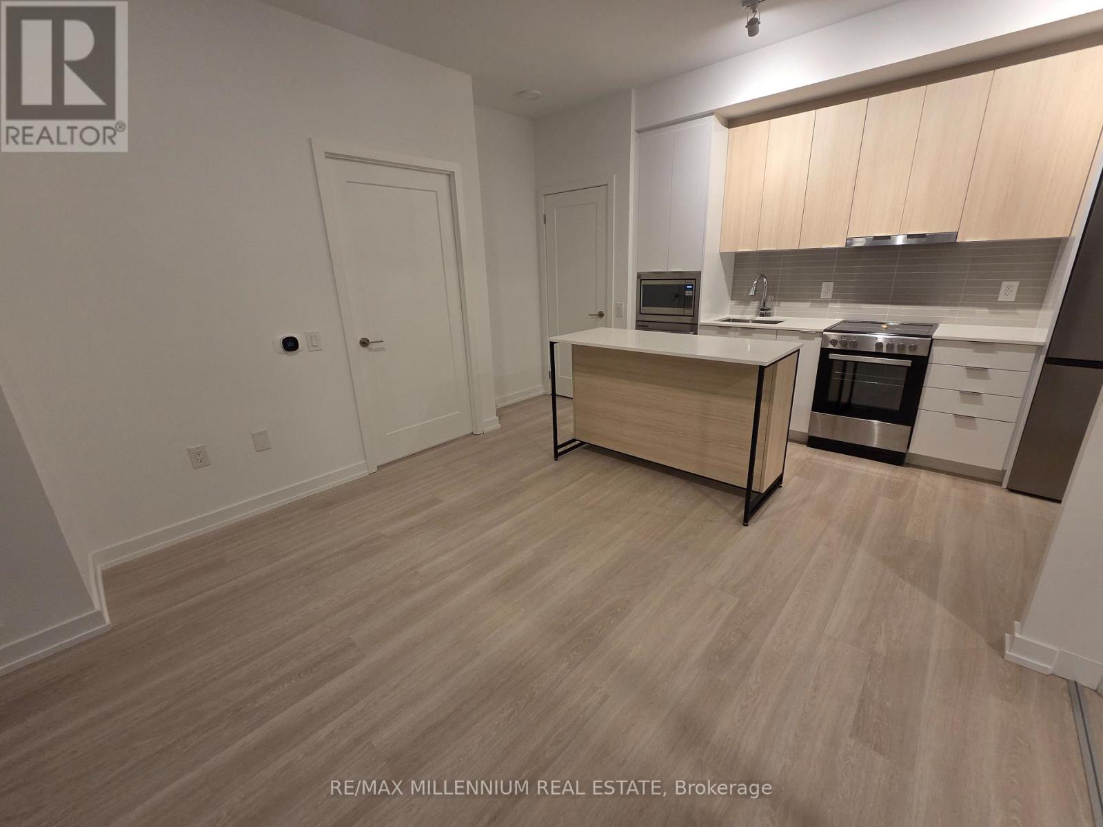 A306 - 9763 Markham Road, Markham, Ontario  L6E 0W4 - Photo 3 - N12711726