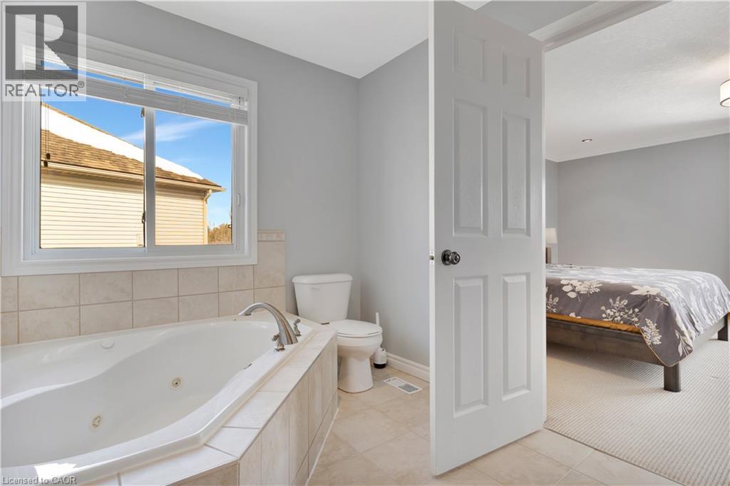 510 Forest Gate Crescent, Waterloo, Ontario  N2V 2X2 - Photo 14 - 40798010