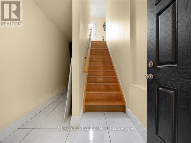 132 Browns Line, Toronto, Ontario  M8W 3T2 - Photo 21 - W12711718