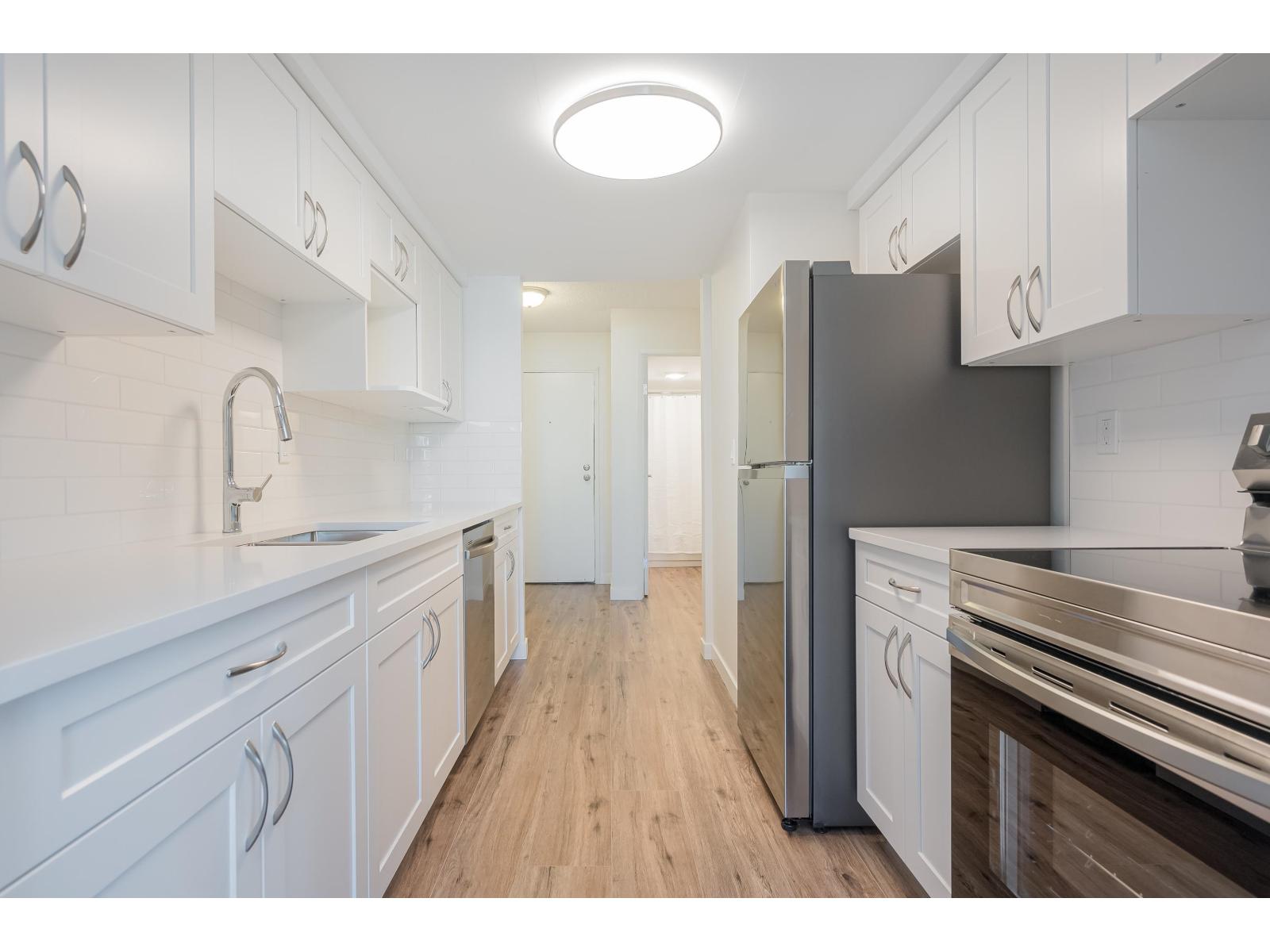 105 20460 54th Avenue, Langley, British Columbia  V3A 6N6 - Photo 10 - R3080611